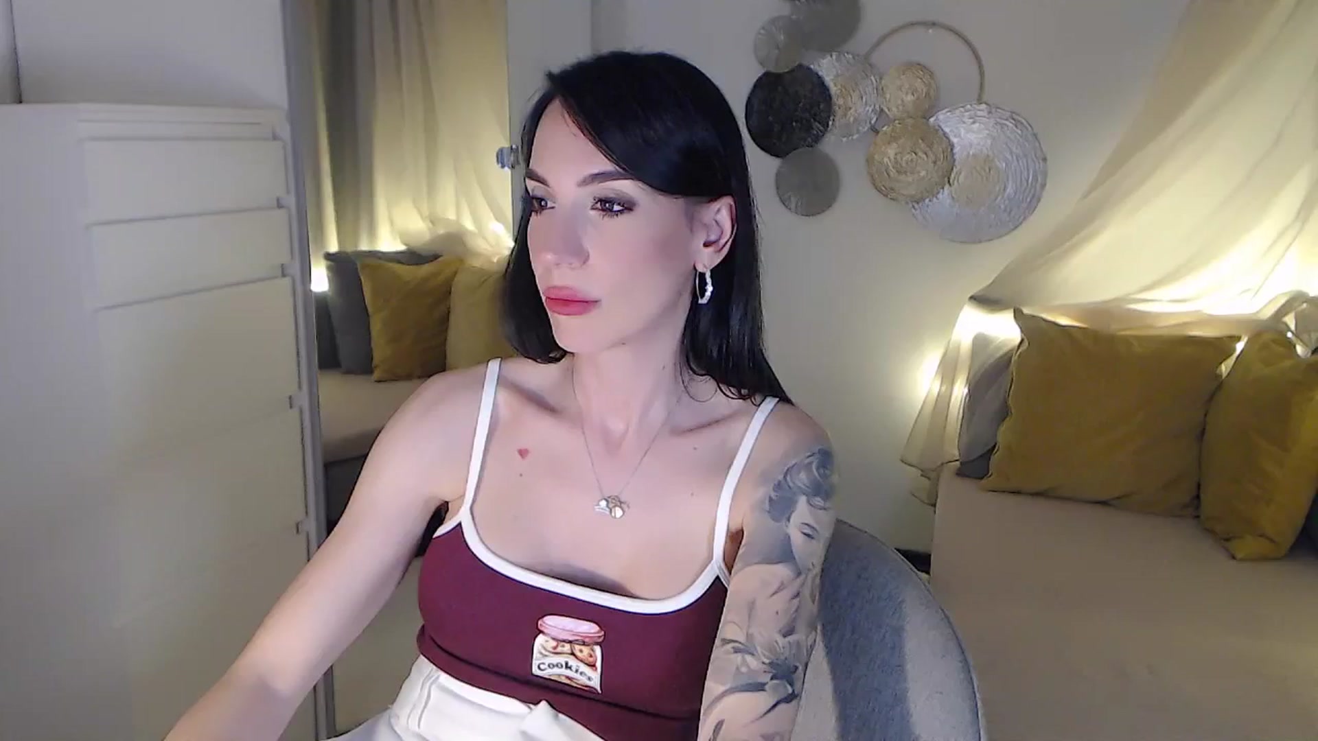 Gallery image thumbnail from RubinRosey's myfreecams stream on, 07/02/2025, 21:41 image 3 of 20