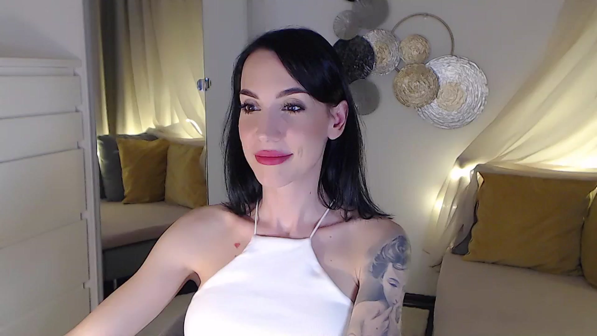 Gallery image thumbnail from RubinRosey's myfreecams stream on, 07/03/2025, 19:05 image 9 of 20