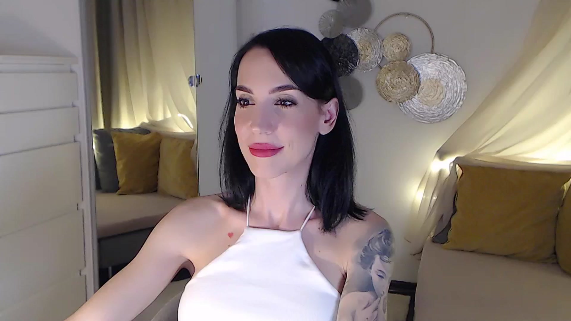 Gallery image thumbnail from RubinRosey's myfreecams stream on, 07/03/2025, 19:05 image 11 of 20