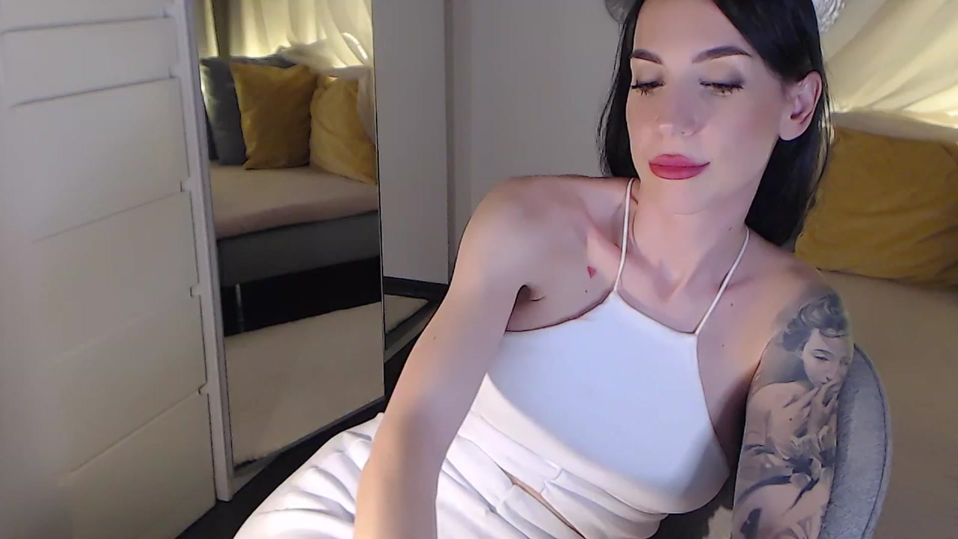 Gallery image thumbnail from RubinRosey's myfreecams stream on, 07/03/2025, 20:26 image 19 of 20