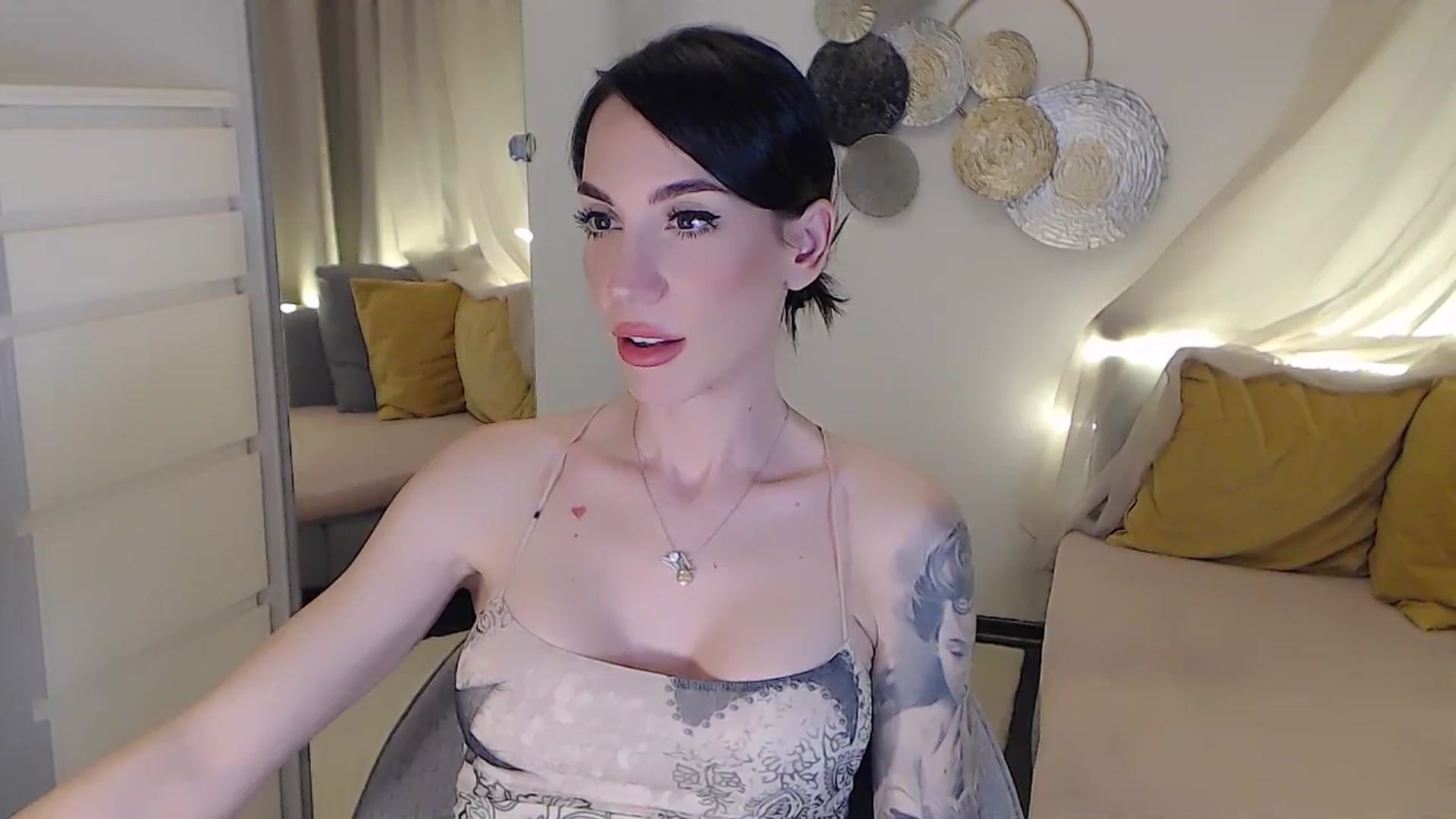 Gallery image thumbnail from RubinRosey's myfreecams stream on, 07/08/2025, 18:56 image 15 of 20