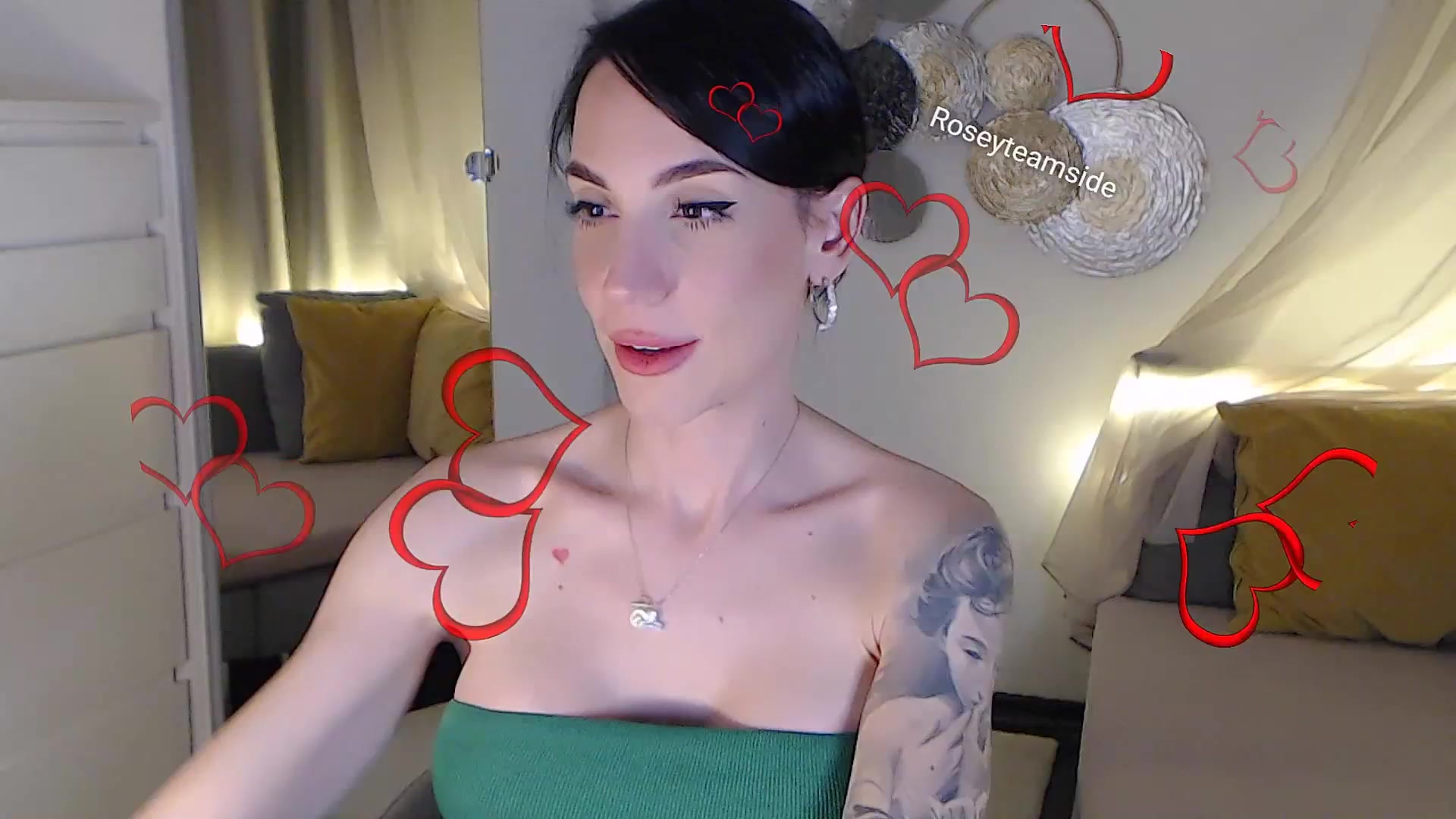 Gallery image thumbnail from RubinRosey's myfreecams stream on, 07/10/2025, 20:10 image 3 of 20