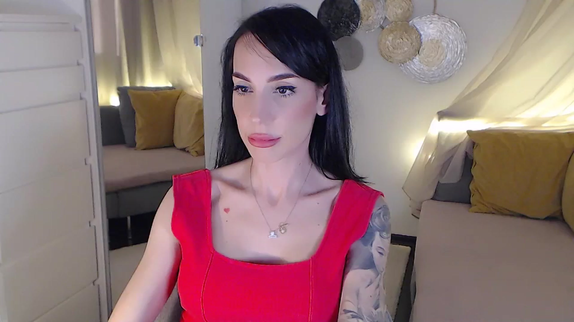 Gallery image thumbnail from RubinRosey's myfreecams stream on, 07/12/2025, 18:20 image 1 of 20