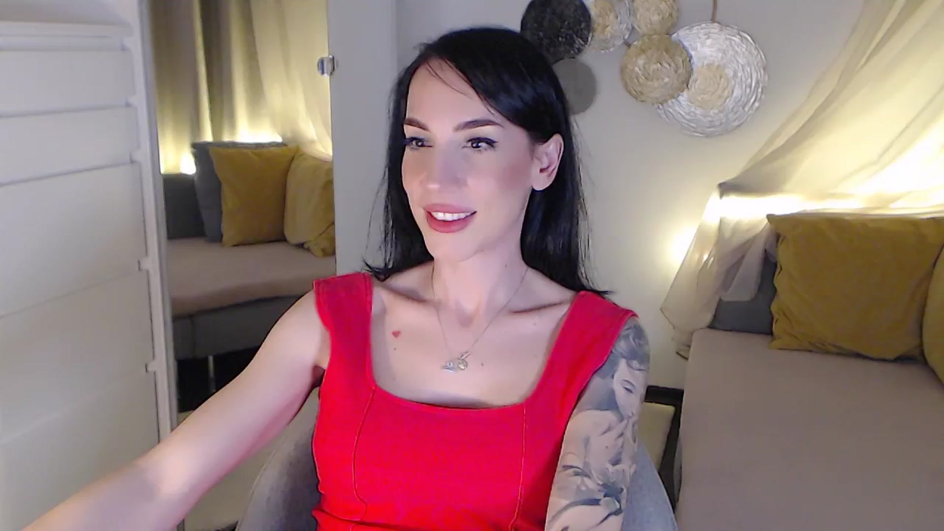 Gallery image thumbnail from RubinRosey's myfreecams stream on, 07/12/2025, 19:03 image 1 of 20