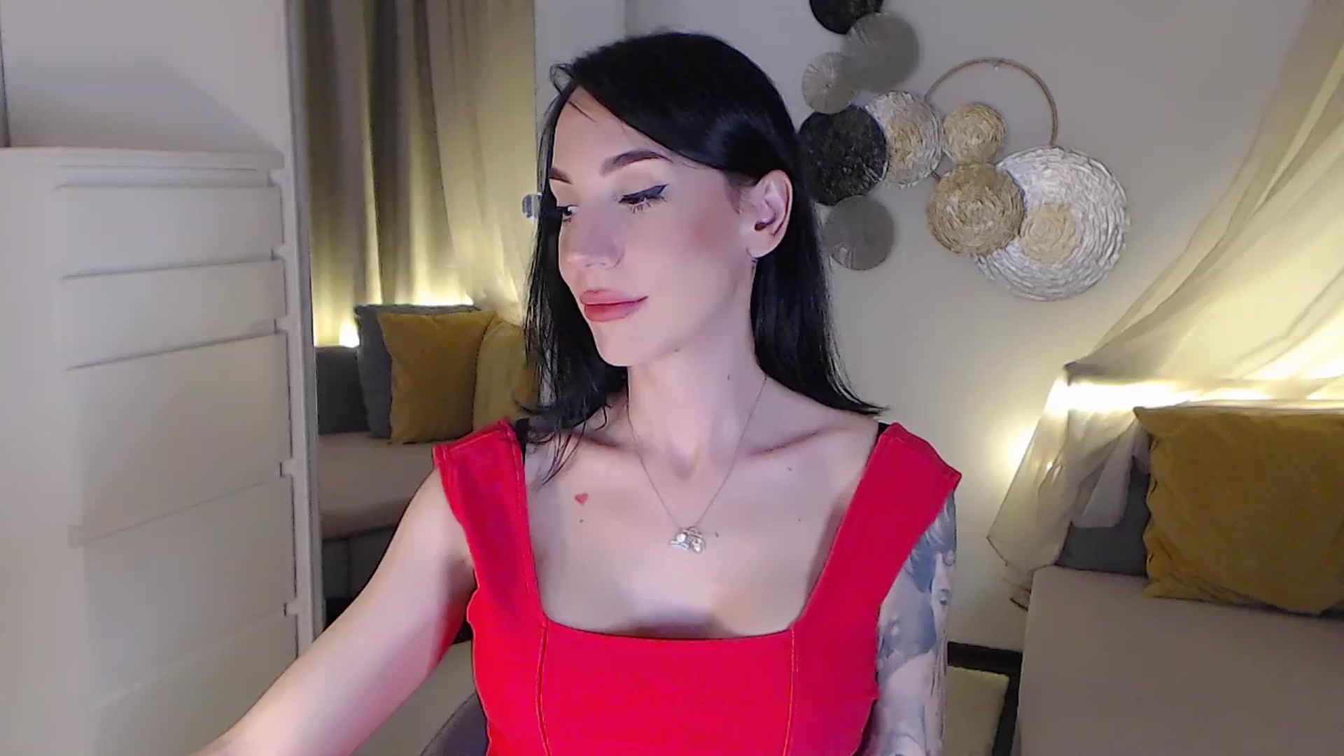 Gallery image thumbnail from RubinRosey's myfreecams stream on, 07/12/2025, 21:12 image 4 of 20