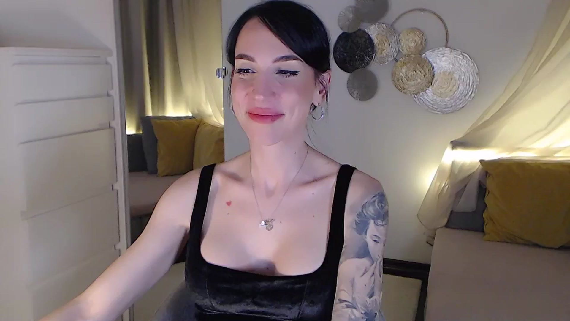Gallery image thumbnail from RubinRosey's myfreecams stream on, 07/13/2025, 20:12 image 2 of 20