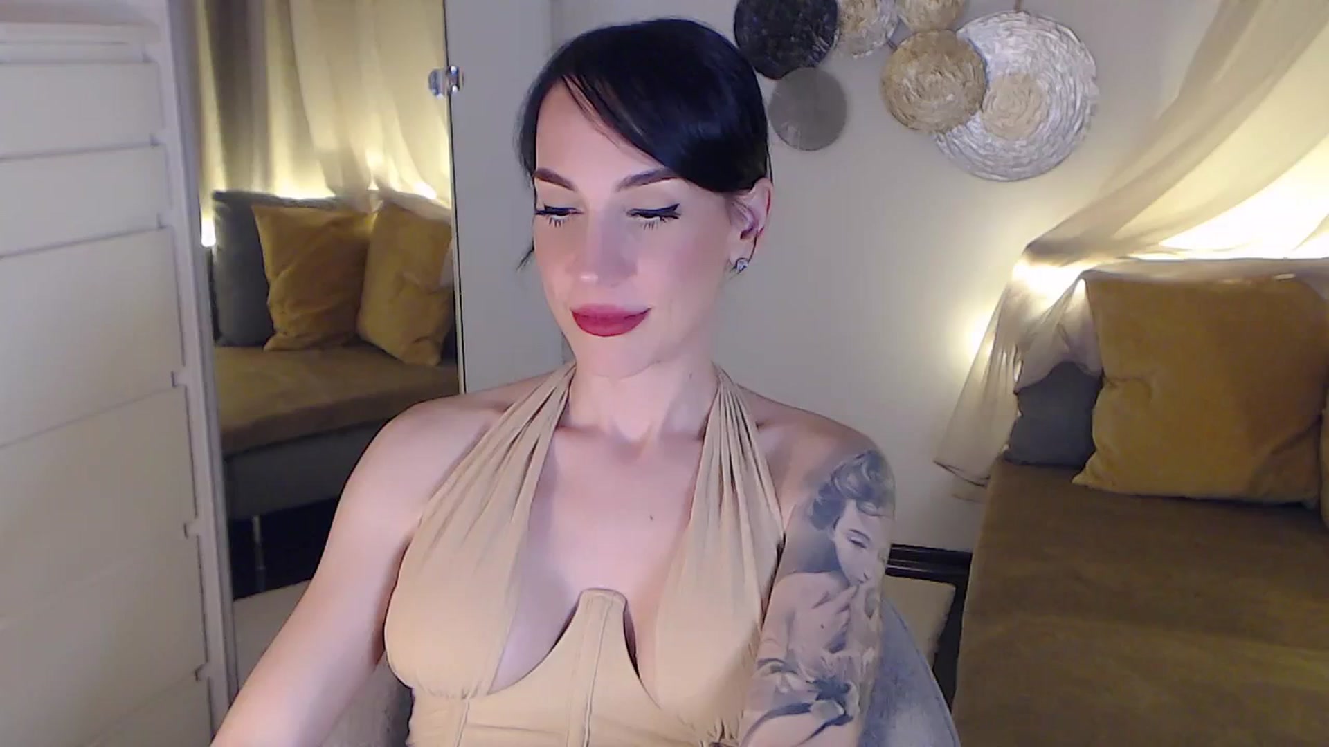 Gallery image thumbnail from RubinRosey's myfreecams stream on, 07/23/2025, 18:52 image 9 of 20