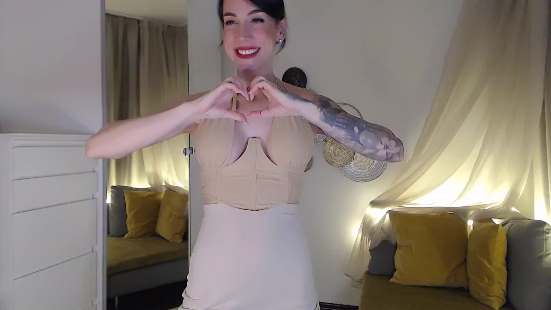 Gallery image thumbnail from RubinRosey's myfreecams stream on, 07/23/2025, 20:13 image 16 of 20