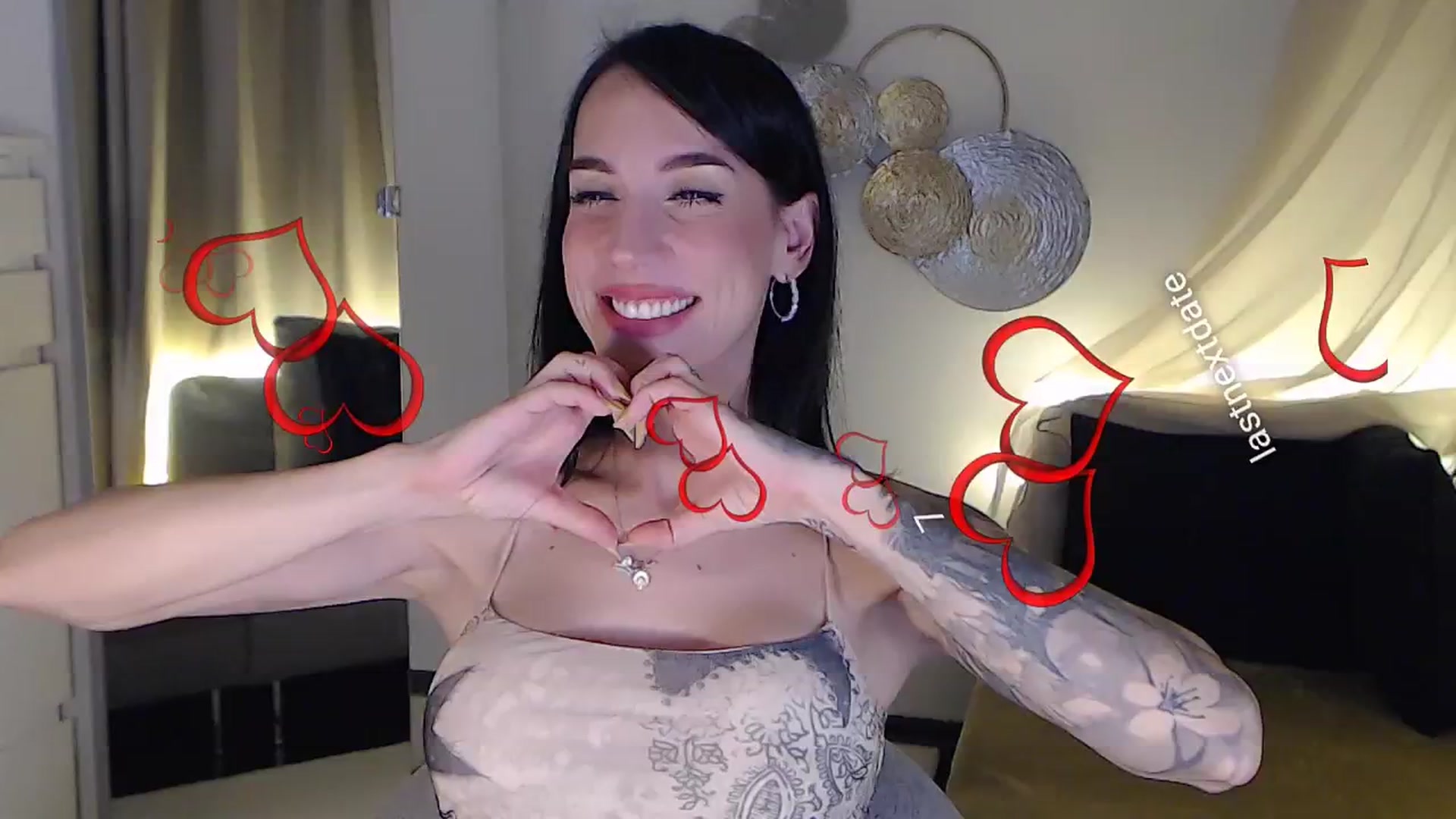Gallery image thumbnail from RubinRosey's myfreecams stream on, 08/09/2025, 18:56 image 10 of 20