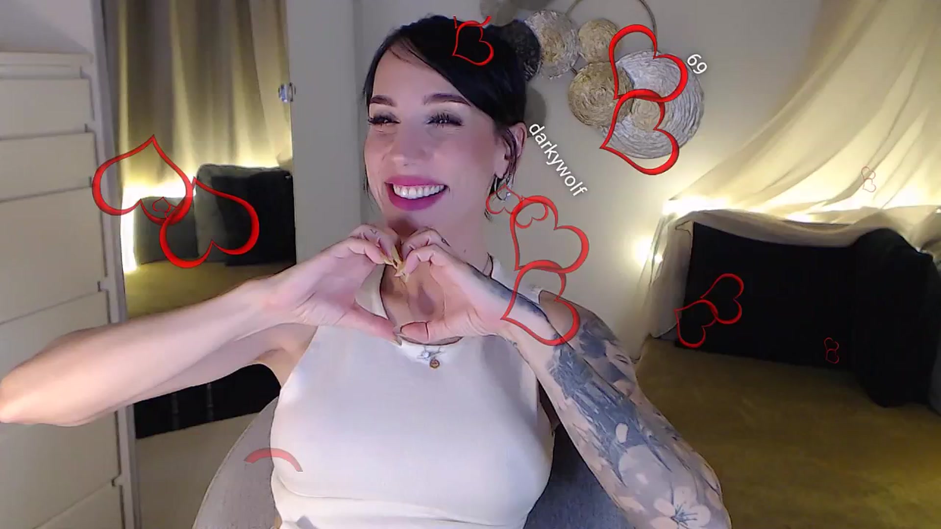 Gallery image thumbnail from RubinRosey's myfreecams stream on, 08/10/2025, 19:01 image 3 of 20