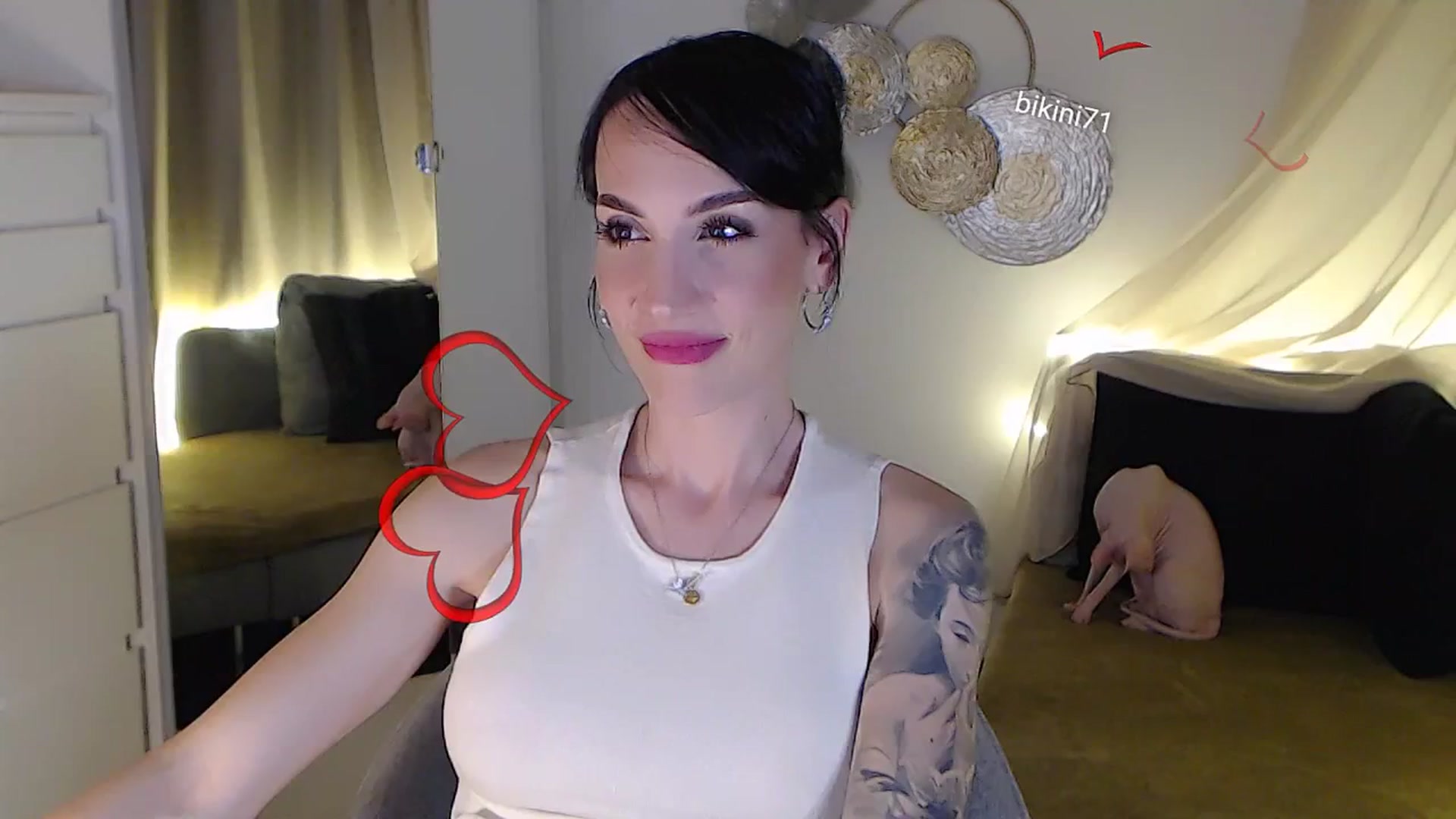 Gallery image thumbnail from RubinRosey's myfreecams stream on, 08/10/2025, 19:28 image 2 of 20