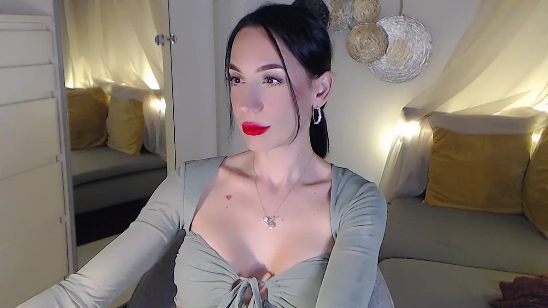 Gallery image thumbnail from RubinRosey's myfreecams stream on, 09/23/2025, 20:57 image 7 of 20