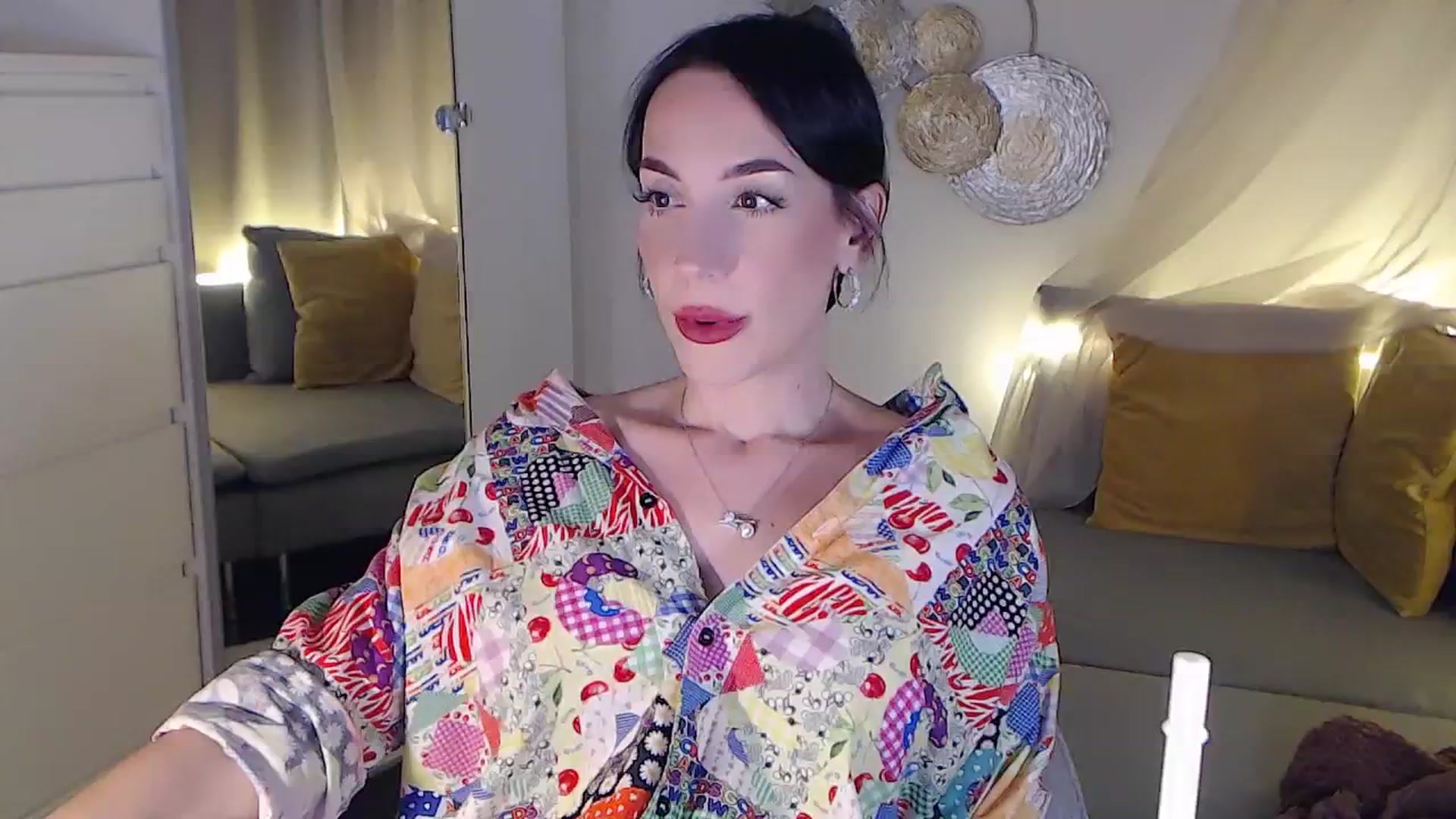 Gallery image thumbnail from RubinRosey's myfreecams stream on, 09/24/2025, 19:09 image 5 of 20