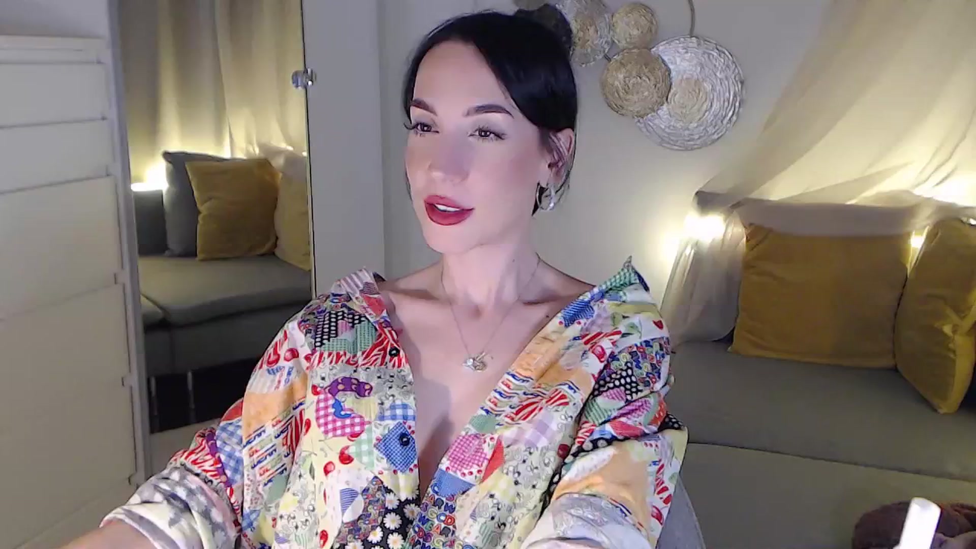 Gallery image thumbnail from RubinRosey's myfreecams stream on, 09/24/2025, 19:09 image 17 of 20