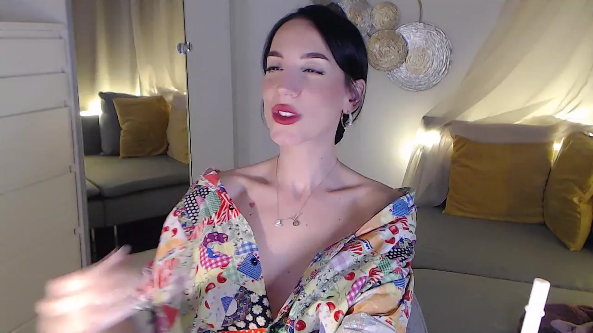 Gallery image thumbnail from RubinRosey's myfreecams stream on, 09/24/2025, 19:09 image 15 of 20
