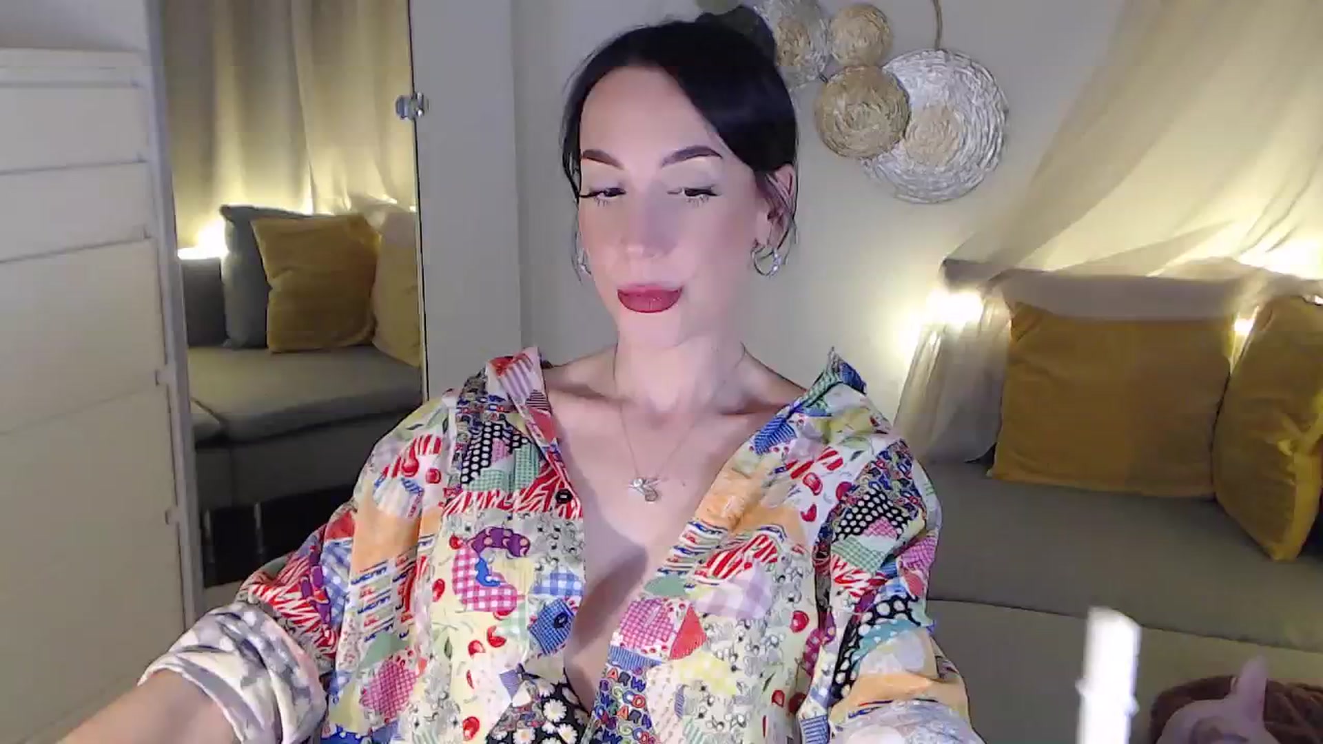 Gallery image thumbnail from RubinRosey's myfreecams stream on, 09/24/2025, 19:09 image 19 of 20