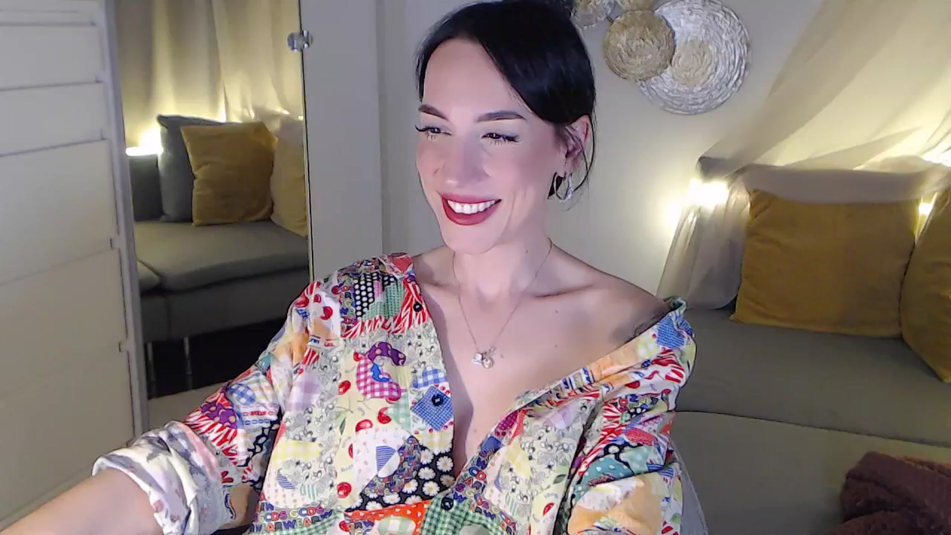 Gallery image thumbnail from RubinRosey's myfreecams stream on, 09/24/2025, 20:15 image 12 of 20