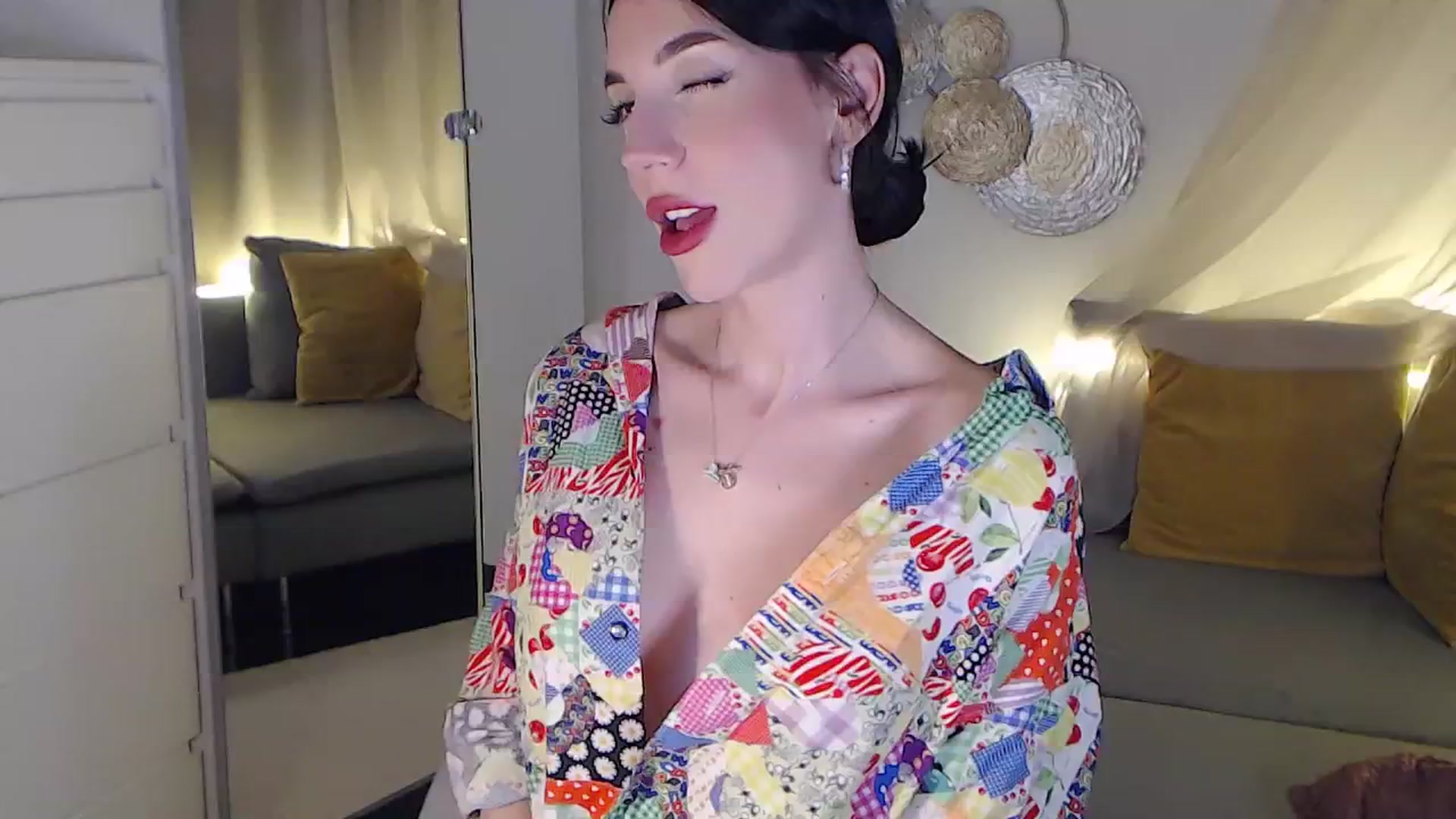 Gallery image thumbnail from RubinRosey's myfreecams stream on, 09/24/2025, 20:15 image 2 of 20