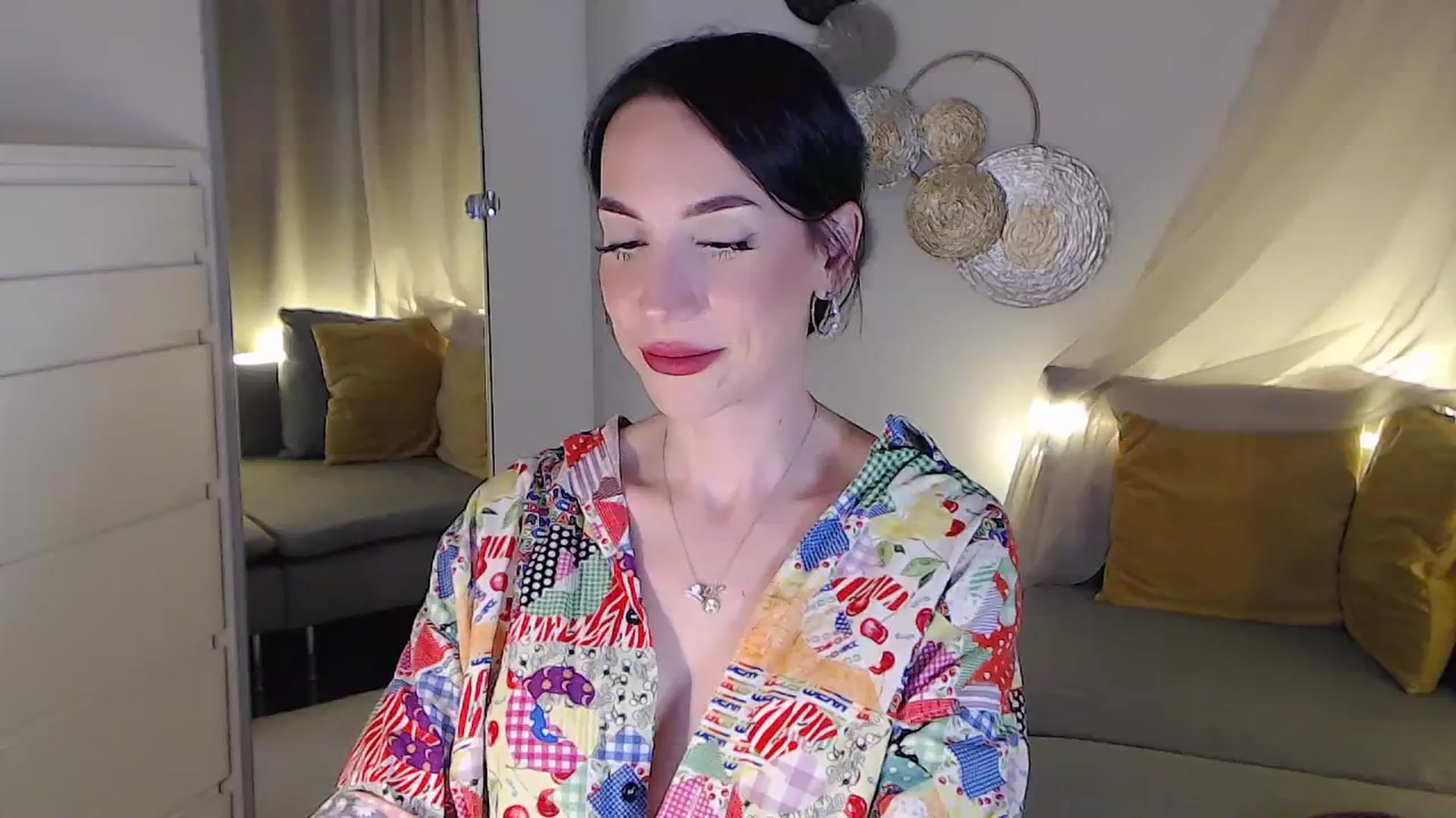 Gallery image thumbnail from RubinRosey's myfreecams stream on, 09/24/2025, 21:13 image 4 of 20
