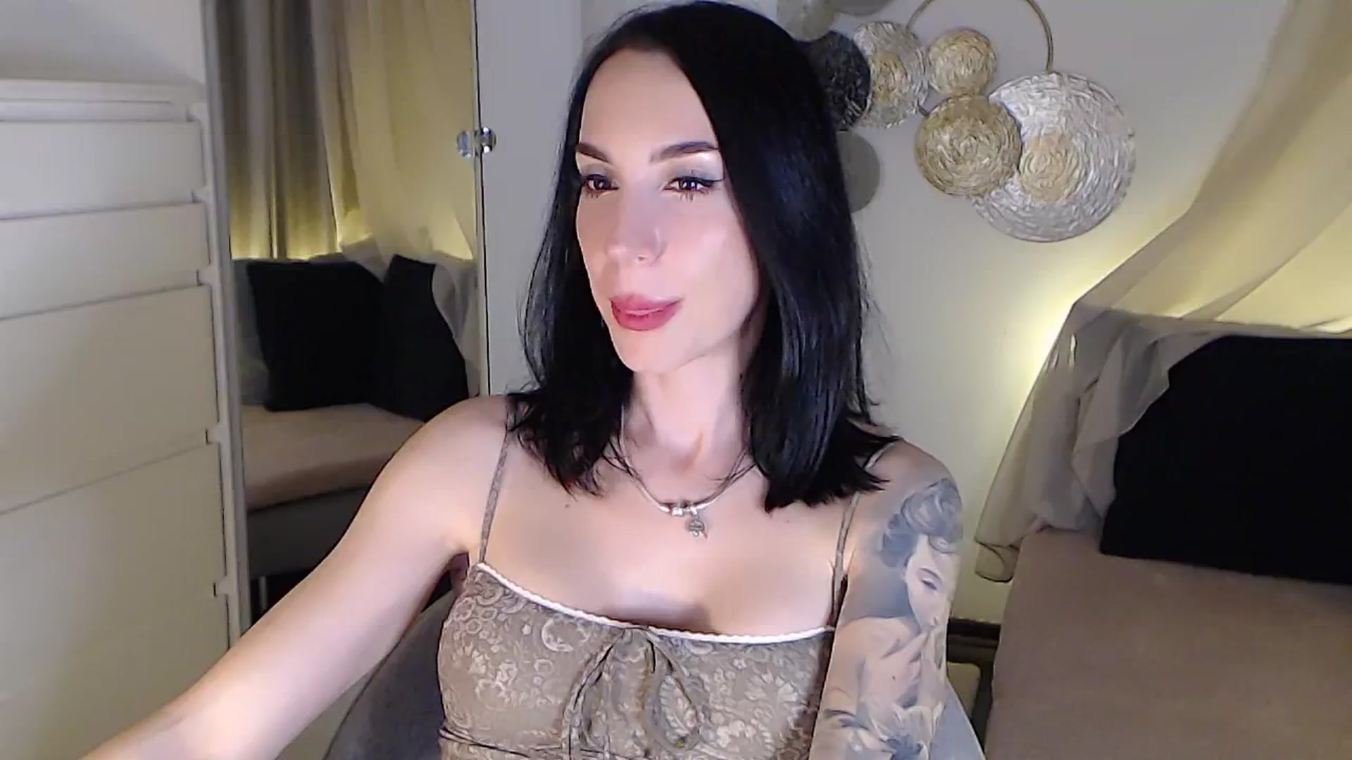 Gallery image thumbnail from RubinRosey's myfreecams stream on, 11/20/2025, 20:46 image 2 of 20
