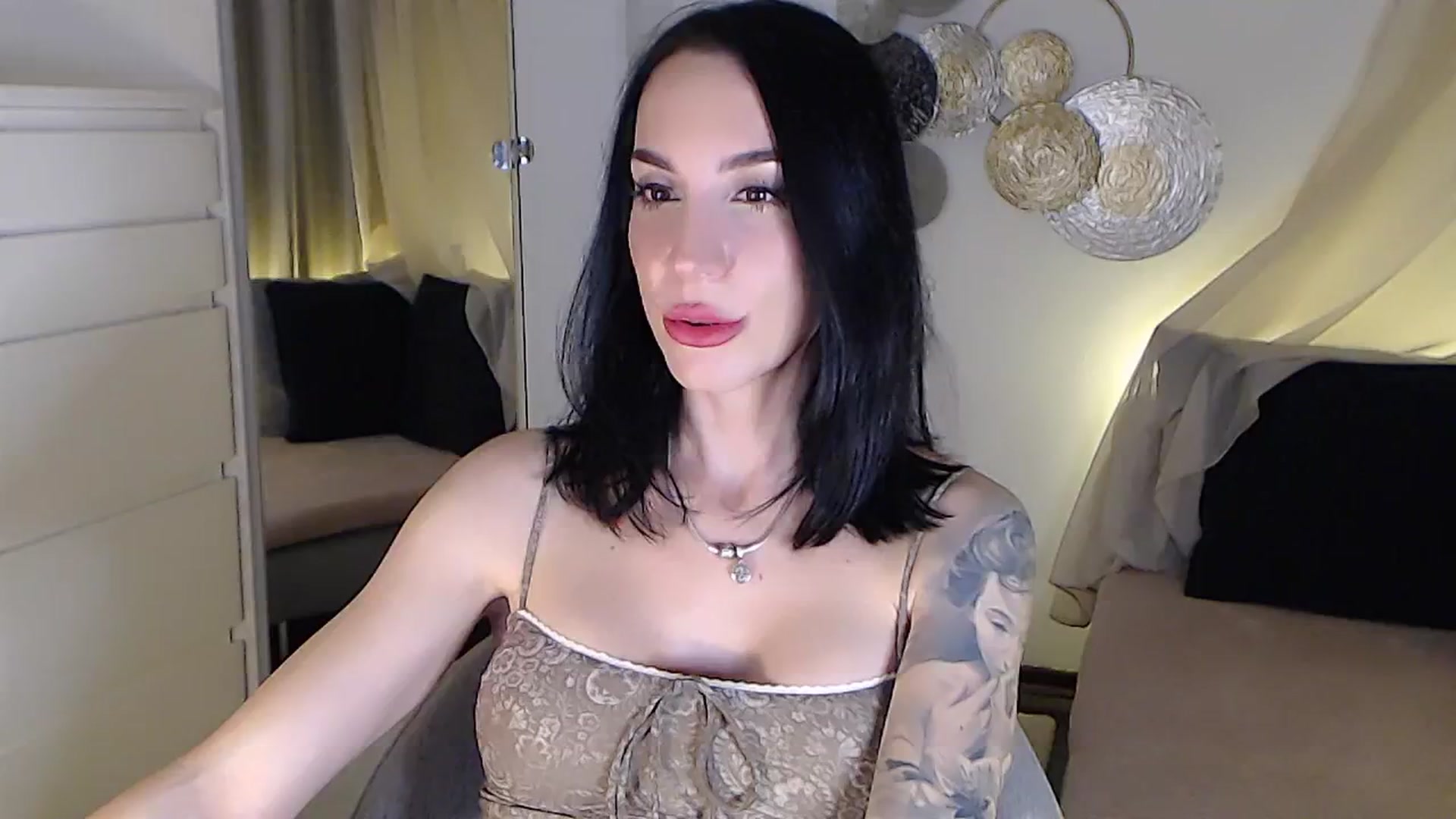 Gallery image thumbnail from RubinRosey's myfreecams stream on, 11/20/2025, 20:46 image 3 of 20