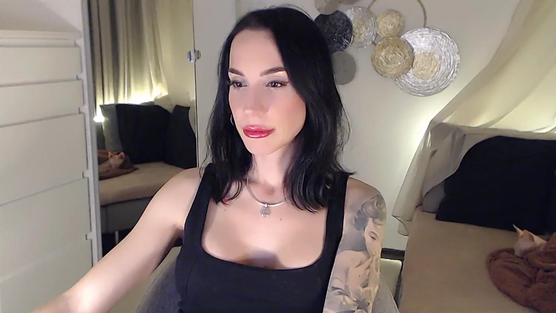 Gallery image thumbnail from RubinRosey's myfreecams stream on, 11/22/2025, 19:34 image 3 of 20