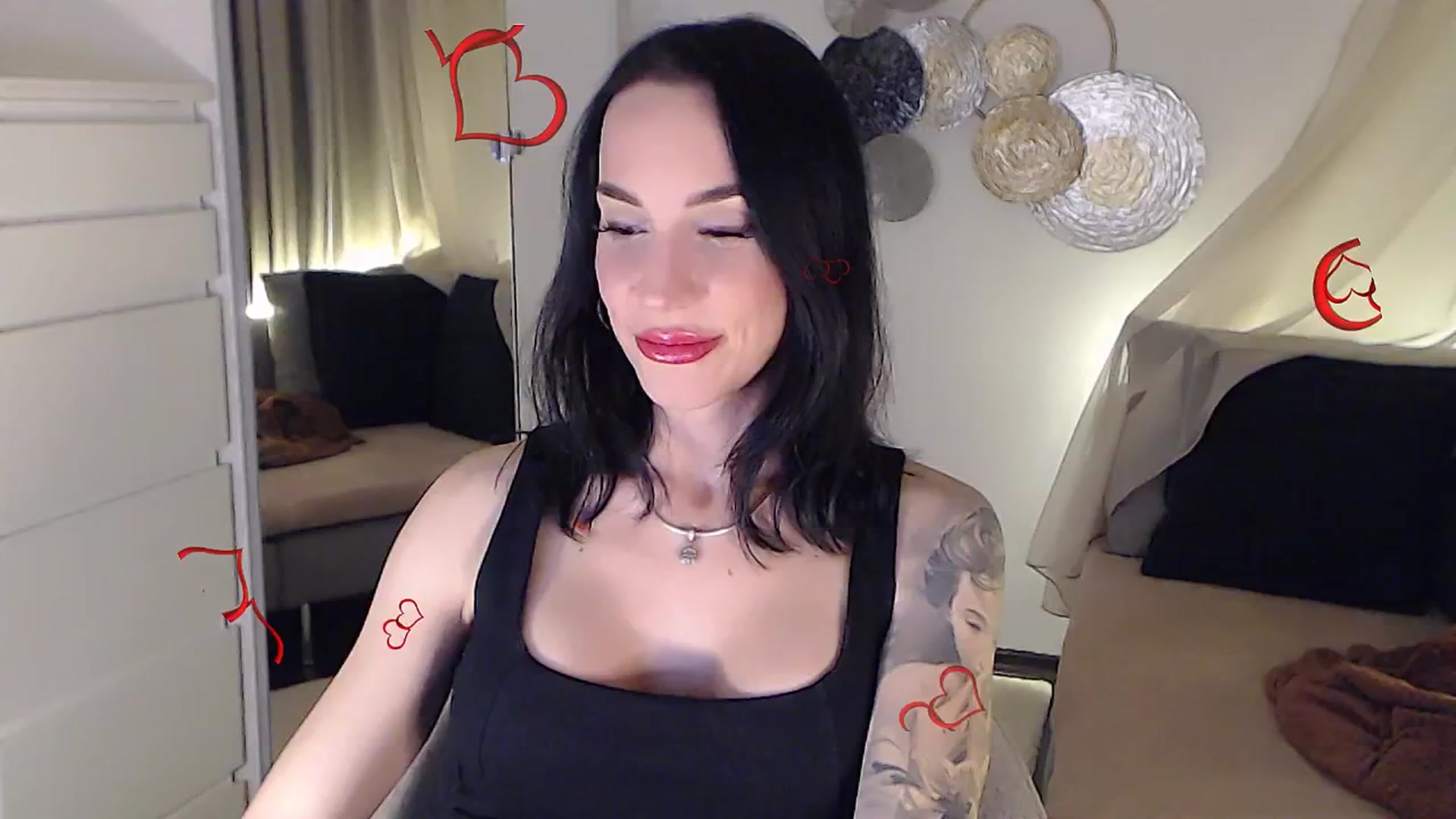 Gallery image thumbnail from RubinRosey's myfreecams stream on, 11/22/2025, 19:34 image 7 of 20