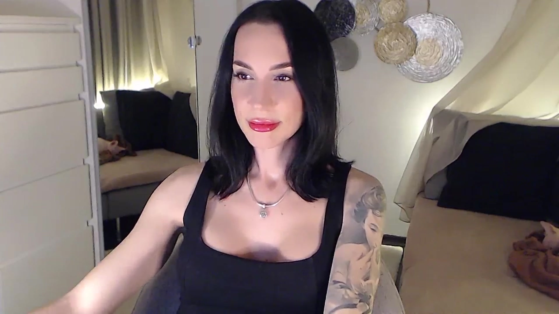 Gallery image thumbnail from RubinRosey's myfreecams stream on, 11/22/2025, 21:24 image 3 of 20