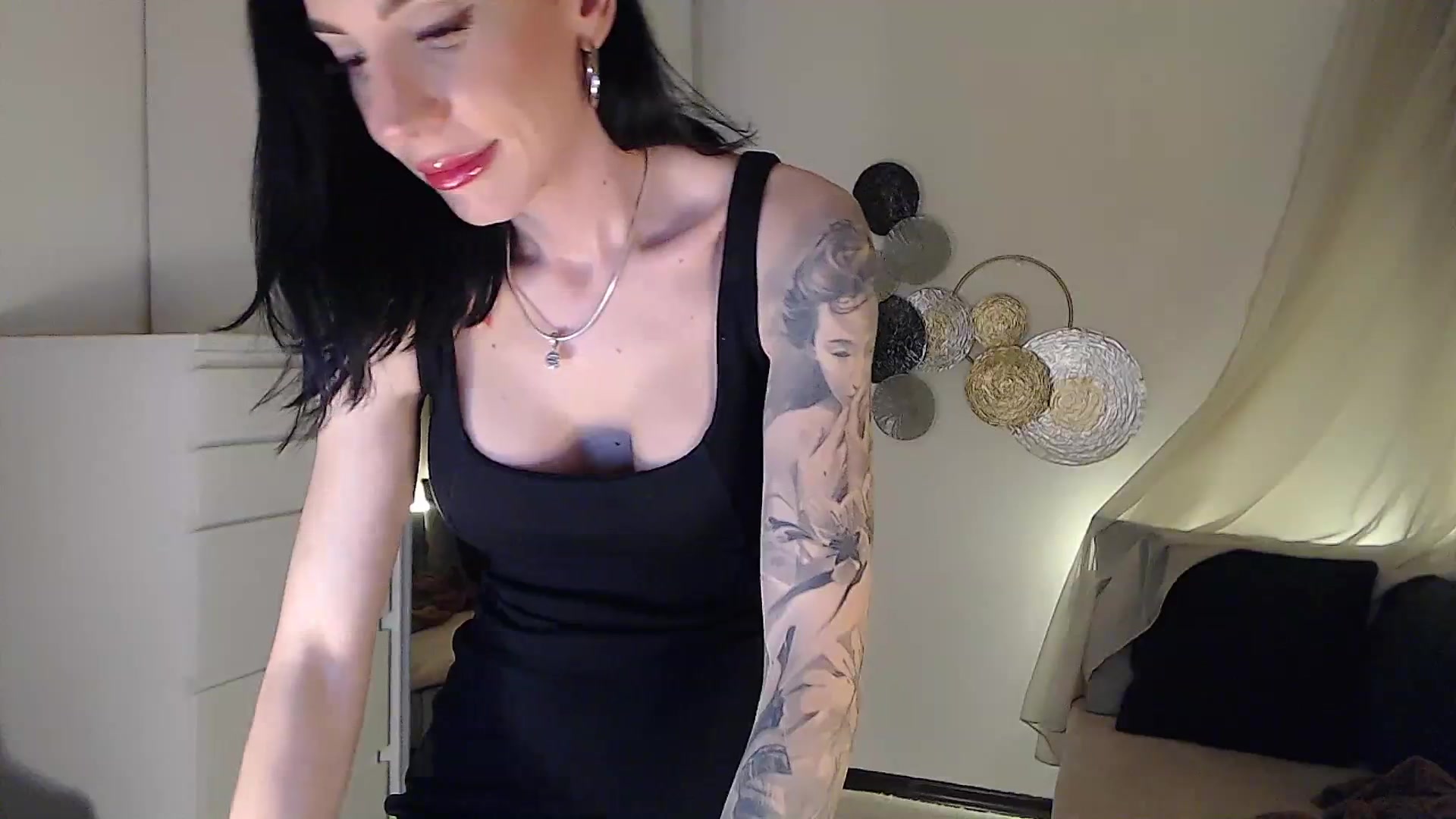 Gallery image thumbnail from RubinRosey's myfreecams stream on, 11/22/2025, 21:24 image 16 of 20