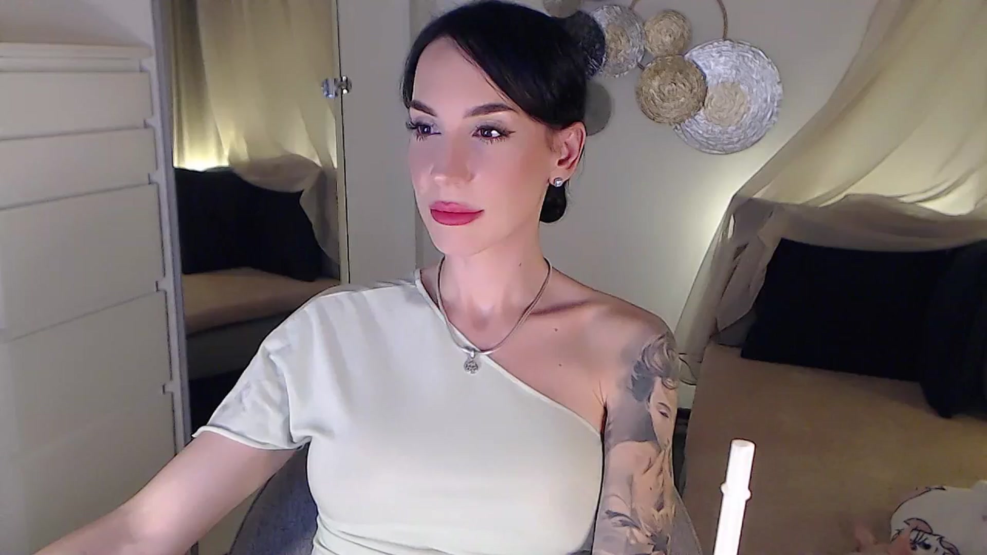 Gallery image thumbnail from RubinRosey's myfreecams stream on, 11/27/2025, 19:11 image 5 of 20