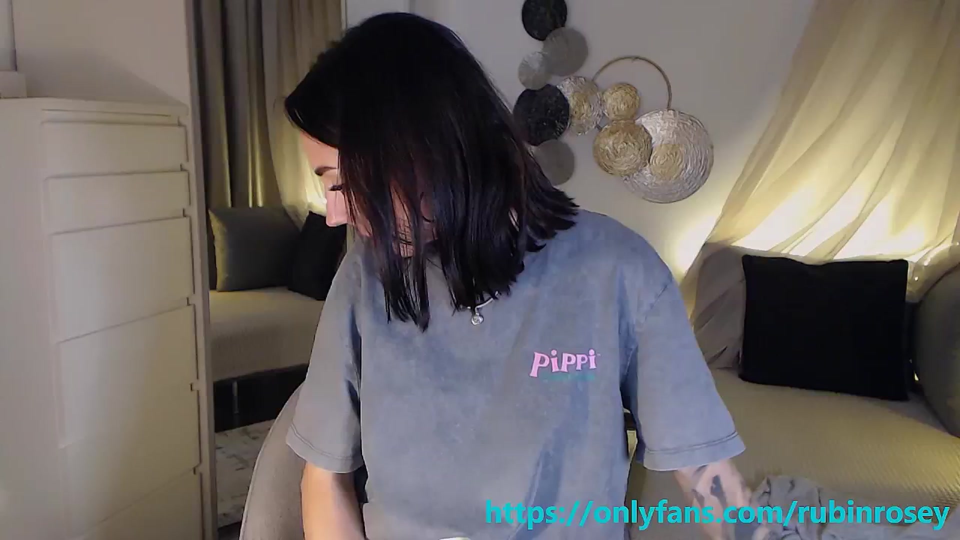 Gallery image thumbnail from RubinRosey's myfreecams stream on, 04/06/2026, 19:00 image 5 of 20