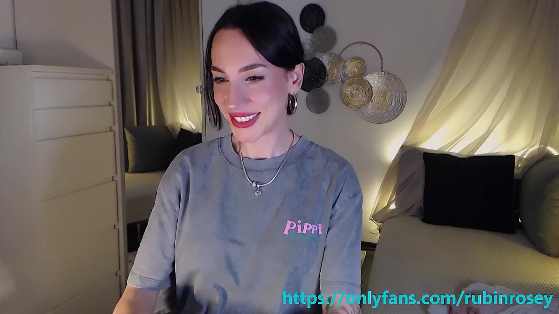 Gallery image thumbnail from RubinRosey's myfreecams stream on, 04/06/2026, 20:07 image 16 of 20