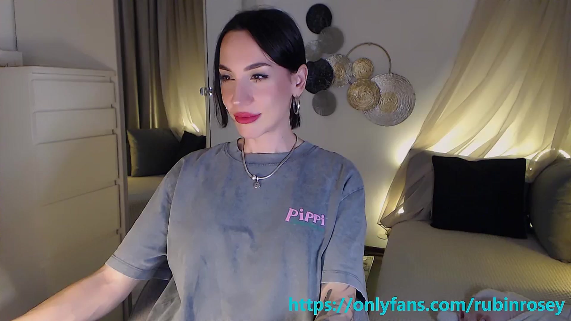 Gallery image thumbnail from RubinRosey's myfreecams stream on, 04/06/2026, 20:07 image 13 of 20