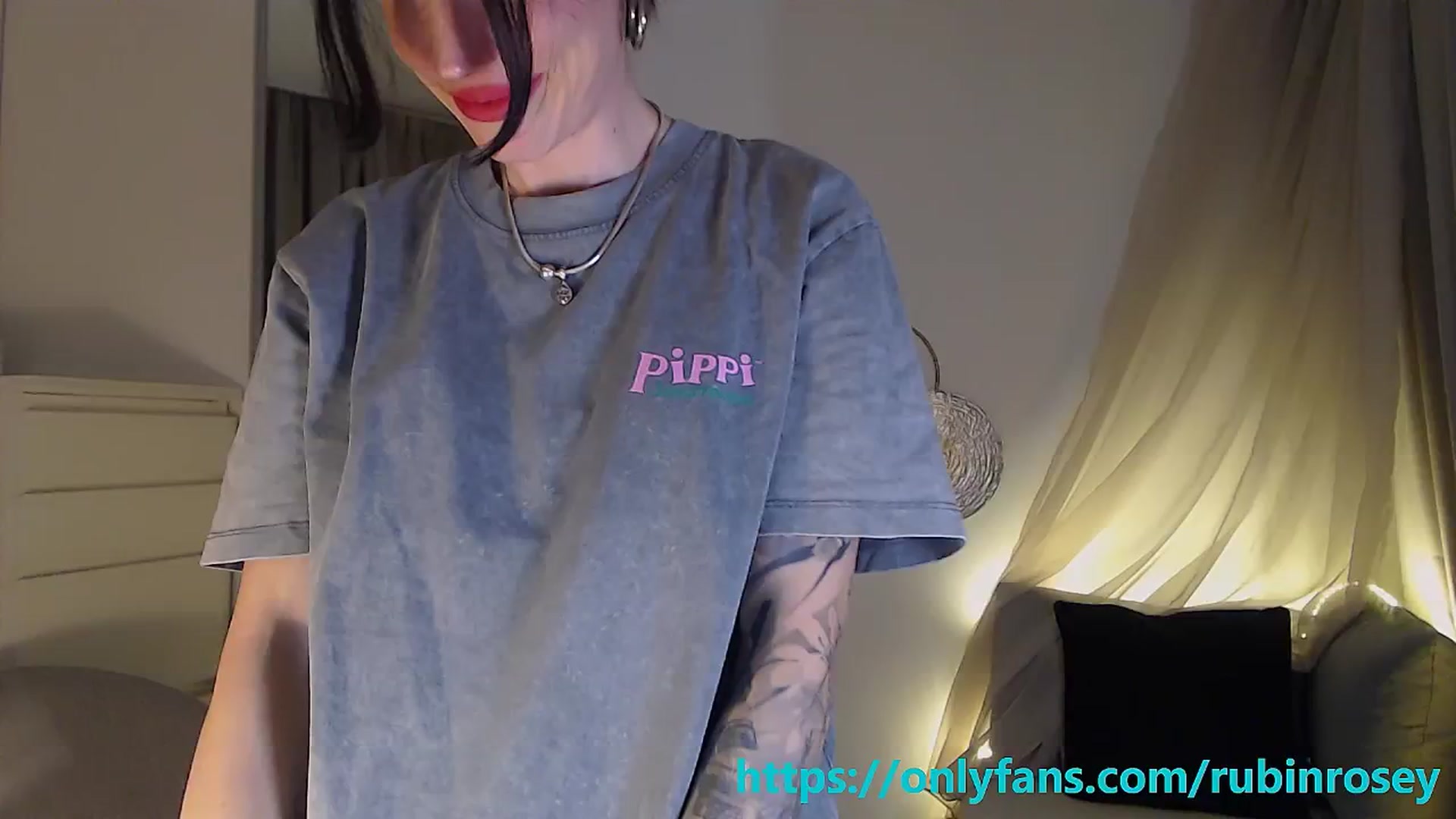 Gallery image thumbnail from RubinRosey's myfreecams stream on, 04/06/2026, 20:07 image 17 of 20