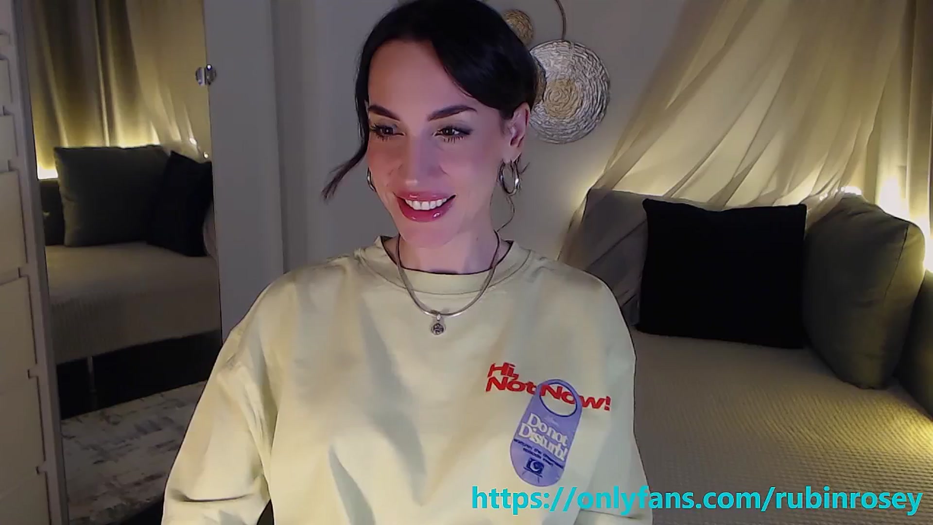 Gallery image thumbnail from RubinRosey's myfreecams stream on, 04/25/2026, 18:17 image 5 of 20