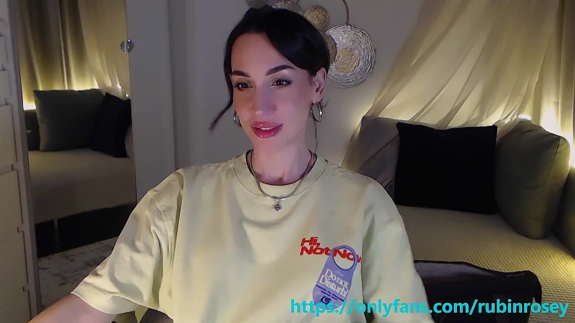 Gallery image thumbnail from RubinRosey's myfreecams stream on, 04/25/2026, 18:17 image 13 of 20