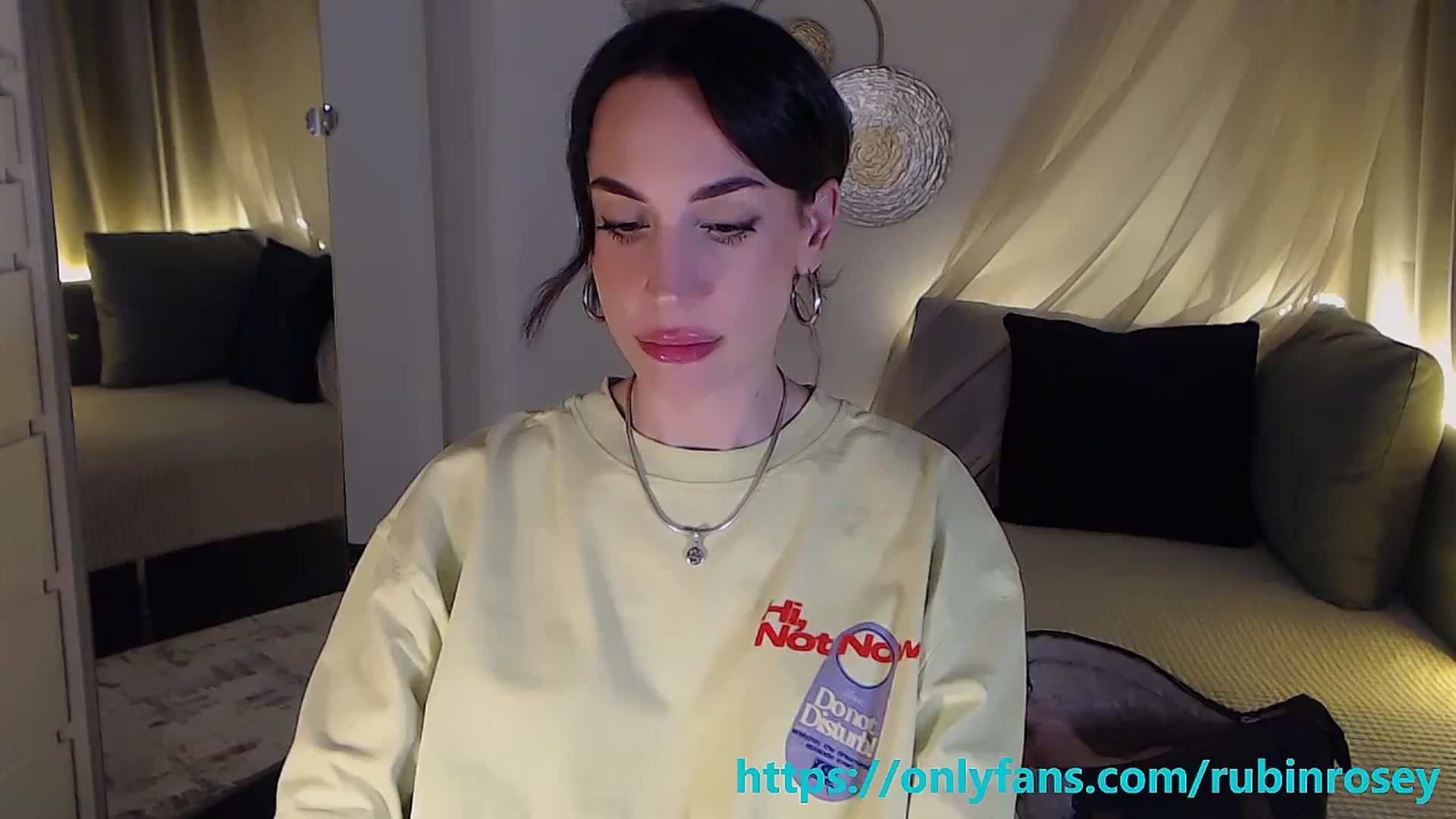 Gallery image thumbnail from RubinRosey's myfreecams stream on, 04/25/2026, 18:17 image 19 of 20