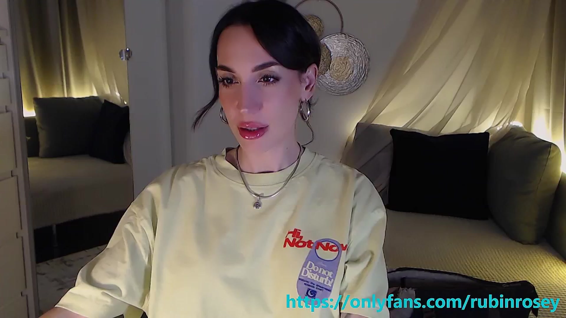 Gallery image thumbnail from RubinRosey's myfreecams stream on, 04/25/2026, 18:58 image 5 of 20