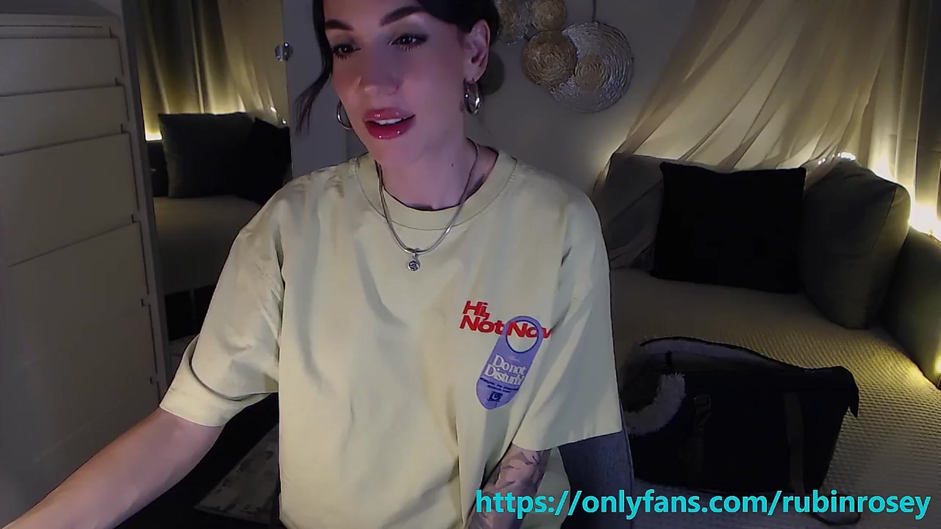 Gallery image thumbnail from RubinRosey's myfreecams stream on, 04/25/2026, 18:58 image 17 of 20