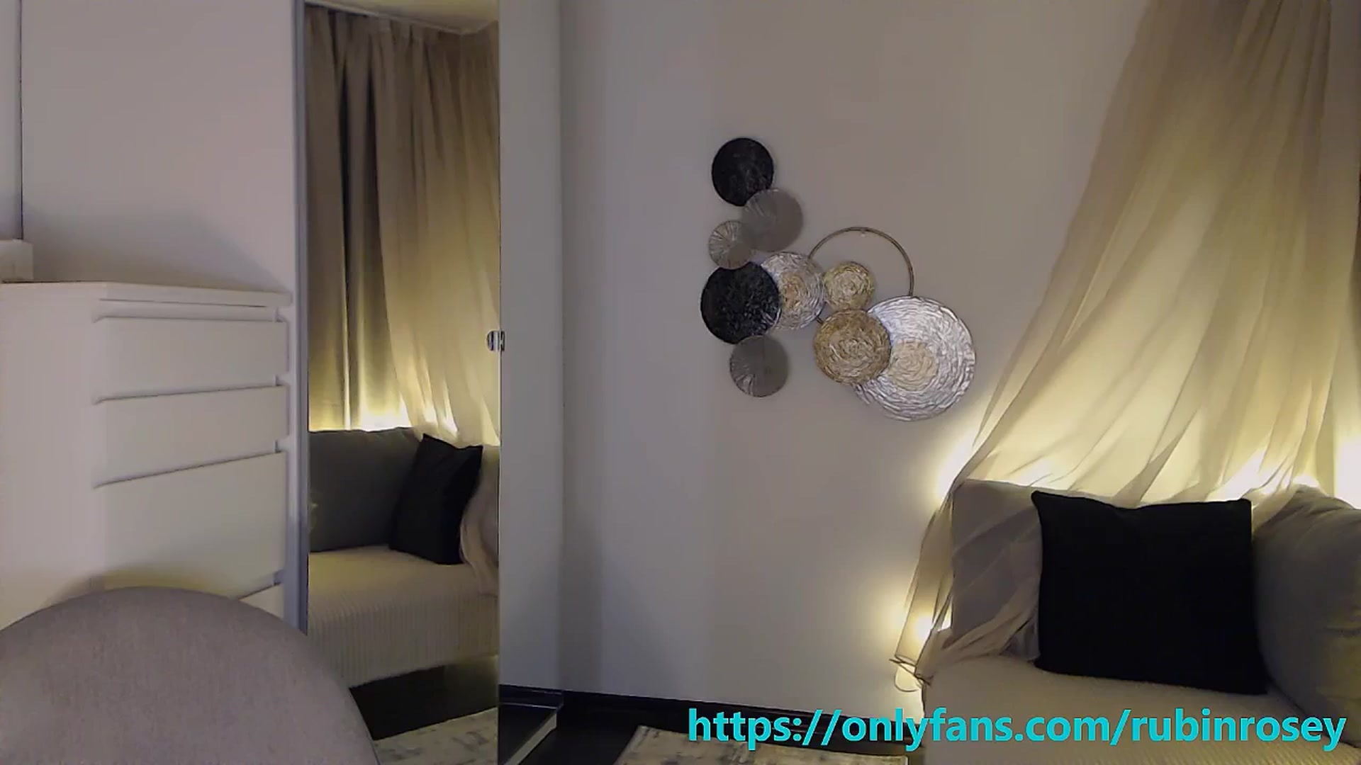 Gallery image thumbnail from RubinRosey's myfreecams stream on, 04/27/2026, 19:59 image 6 of 20