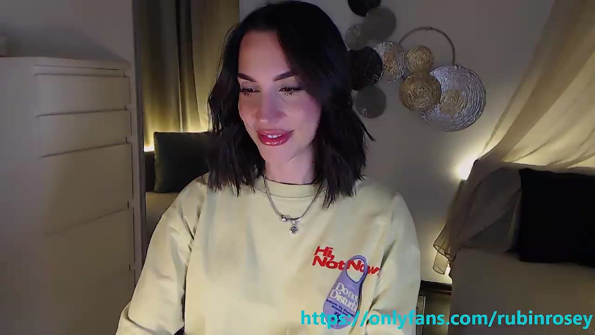 Gallery image thumbnail from RubinRosey's myfreecams stream on, 05/05/2026, 18:40 image 16 of 20