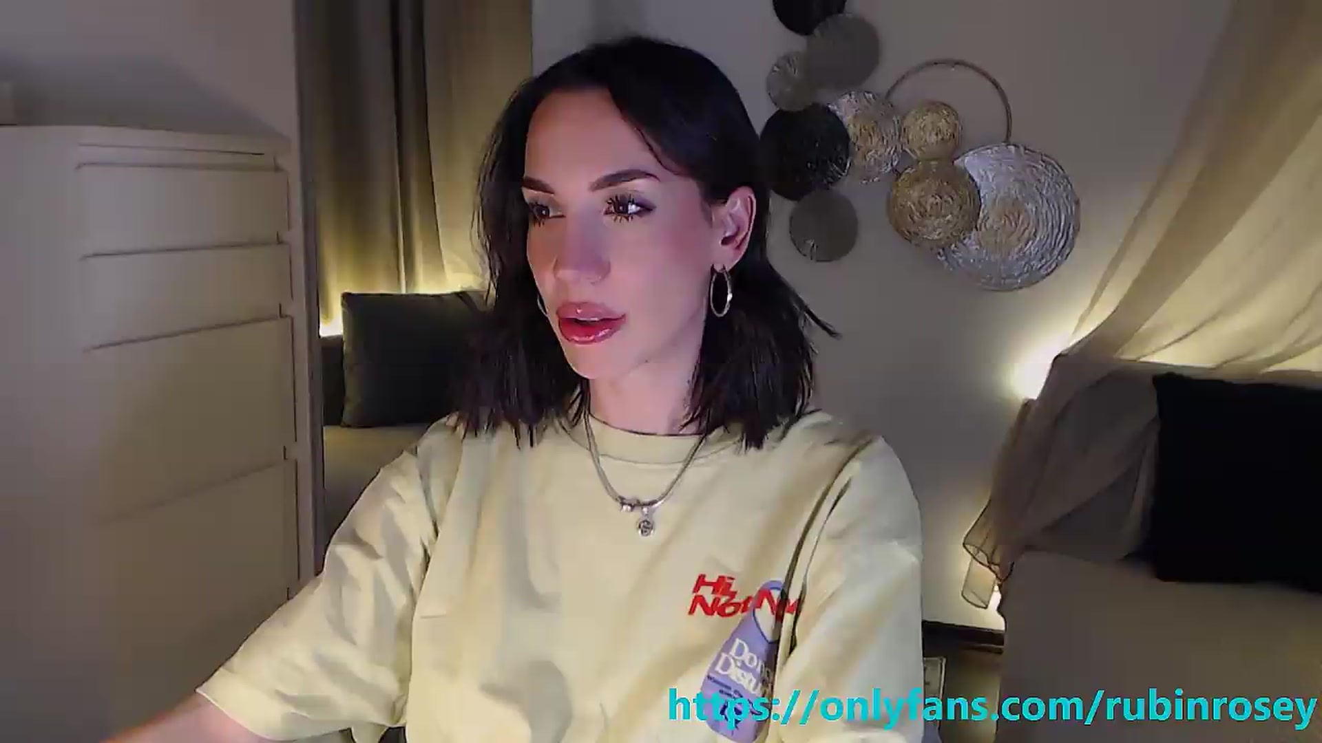 Gallery image thumbnail from RubinRosey's myfreecams stream on, 05/05/2026, 18:40 image 20 of 20