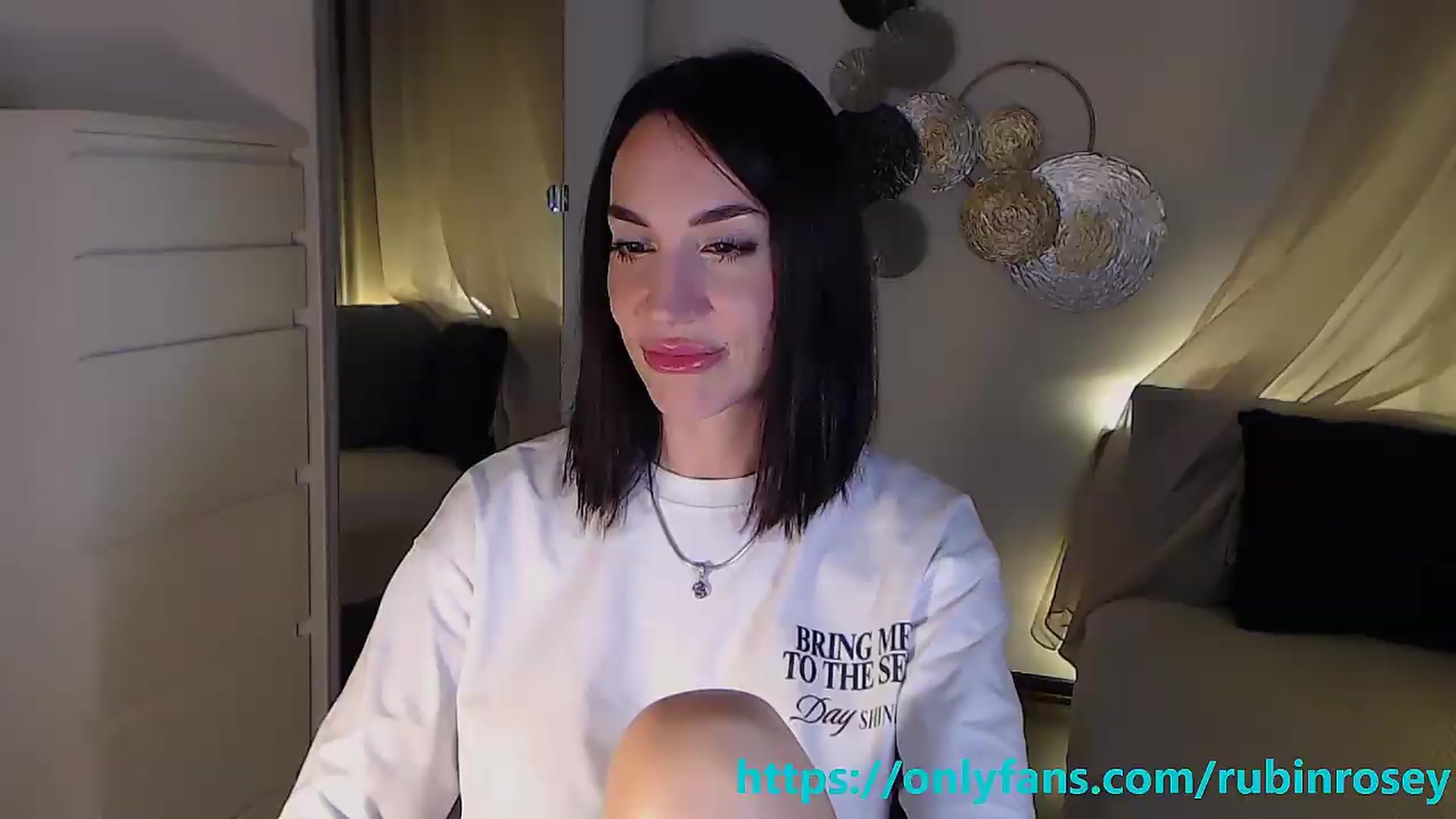 Gallery image thumbnail from RubinRosey's myfreecams stream on, 05/13/2026, 18:58 image 17 of 20