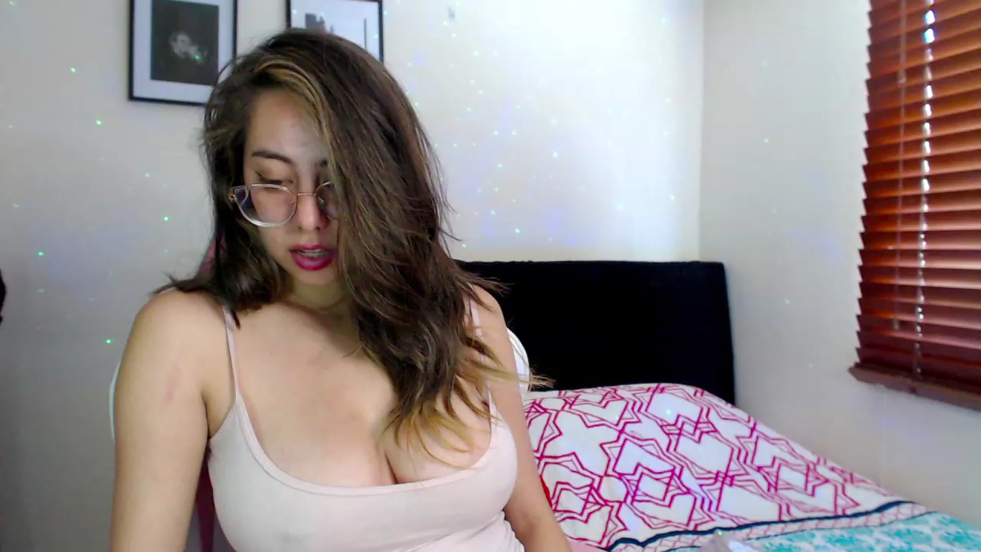Gallery image thumbnail from RubyJane_'s myfreecams stream on, 10/07/2023, 17:05 image 3 of 20