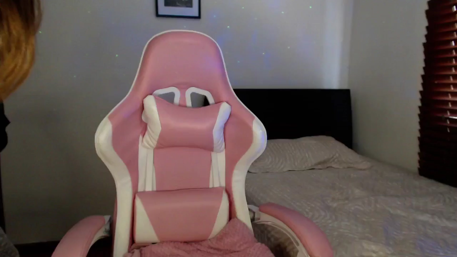 Gallery image thumbnail from RubyJane_'s myfreecams stream on, 02/18/2025, 15:27 image 7 of 20