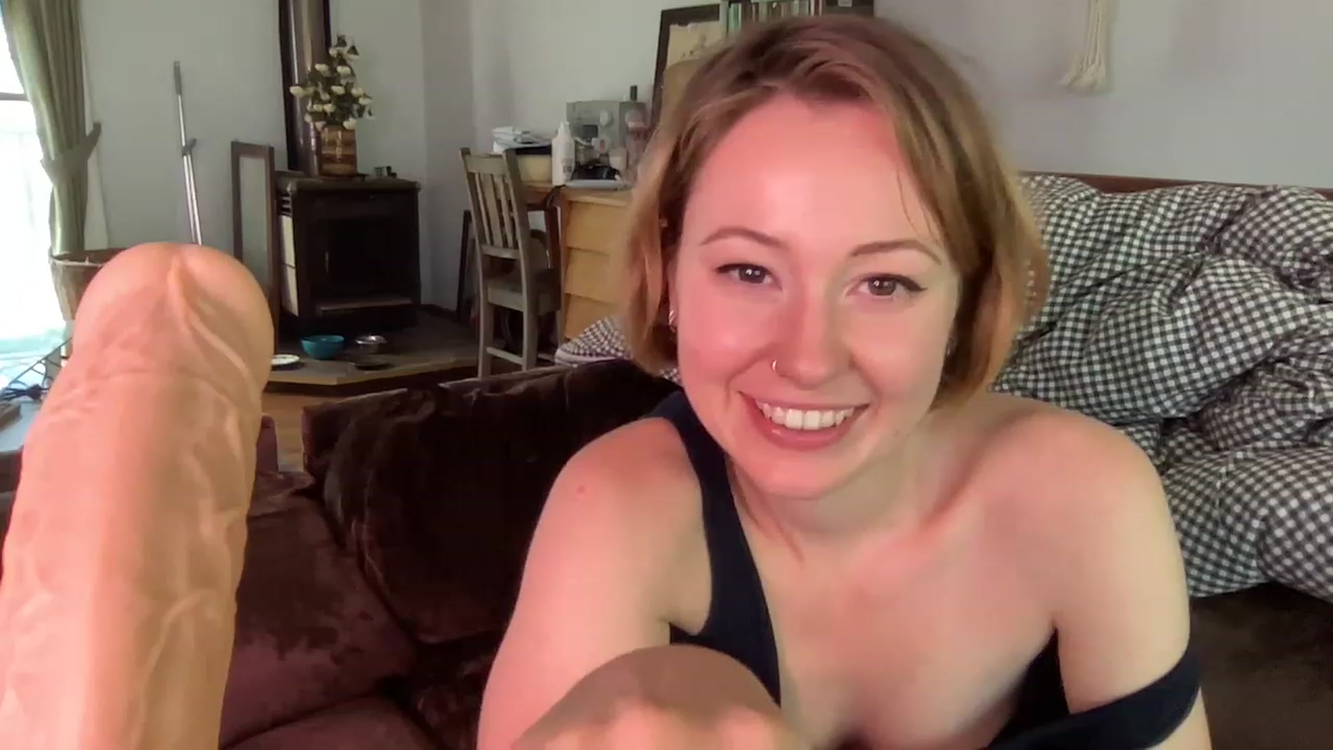 Gallery image thumbnail from RubyRosa's myfreecams stream on, 11/19/2022, 03:01 image 4 of 20