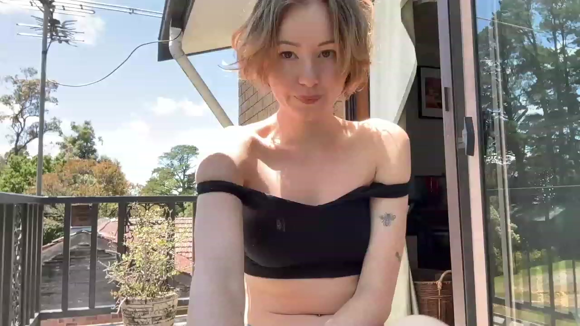 Gallery image thumbnail from RubyRosa's myfreecams stream on, 12/04/2022, 01:29 image 3 of 20