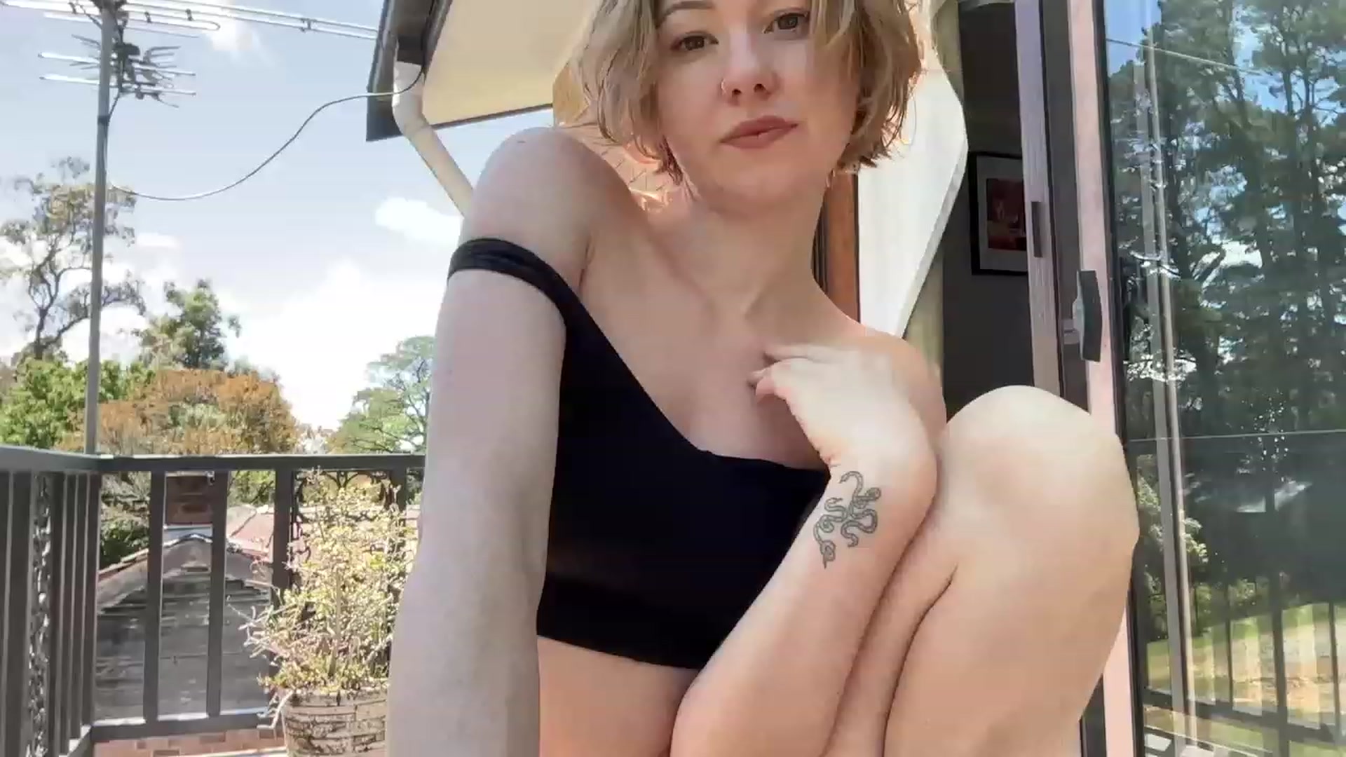 Gallery image thumbnail from RubyRosa's myfreecams stream on, 12/04/2022, 01:29 image 4 of 20