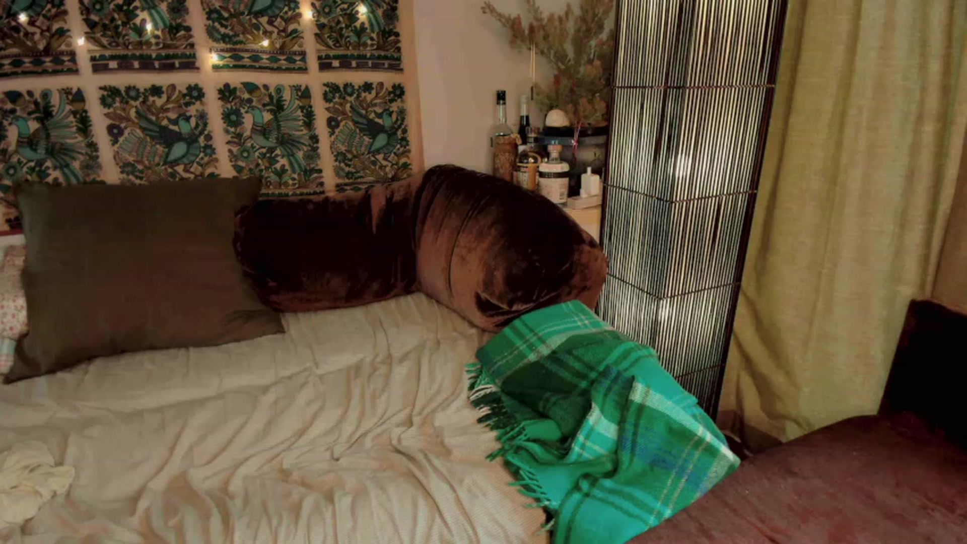 Gallery image thumbnail from RubyRosa's myfreecams stream on, 01/05/2023, 01:55 image 15 of 20