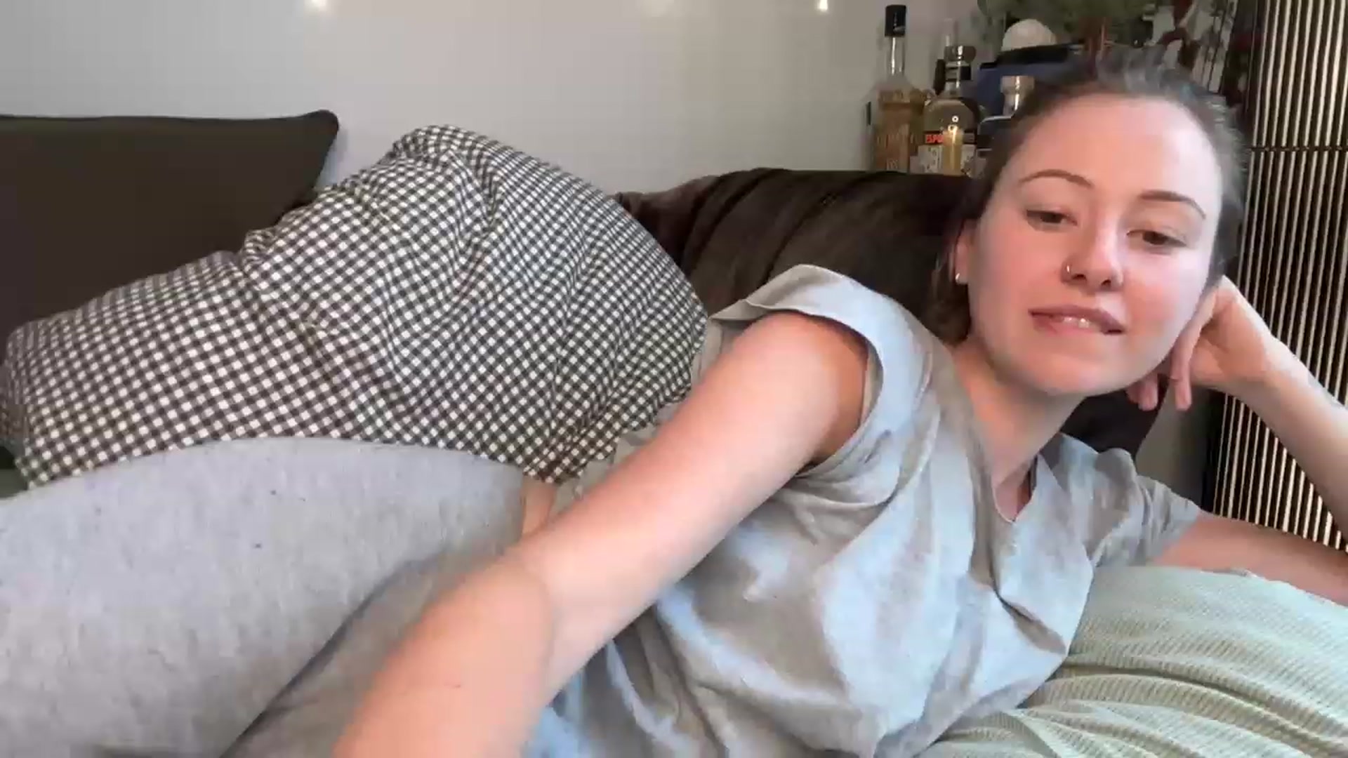 Gallery image thumbnail from RubyRosa's myfreecams stream on, 01/13/2023, 03:41 image 10 of 20